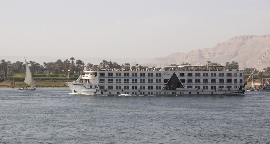 Luxor boat E