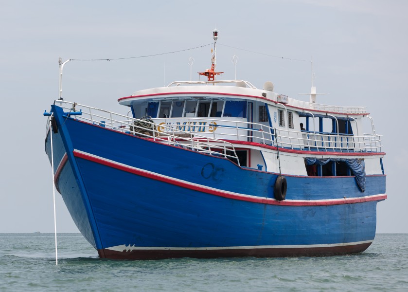 Sandakan-Bay Sabah Philippine-Merchant-Vessels-02