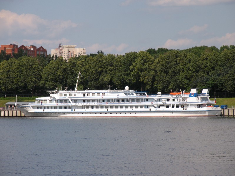 Sergei Yesenin in North River Port 25-jun-2012 04