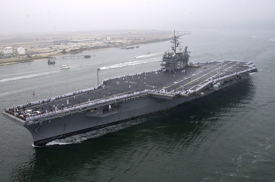 US Navy 030602-N-8590B-001 USS Constellation (CV 64) returns to its homeport in San Diego