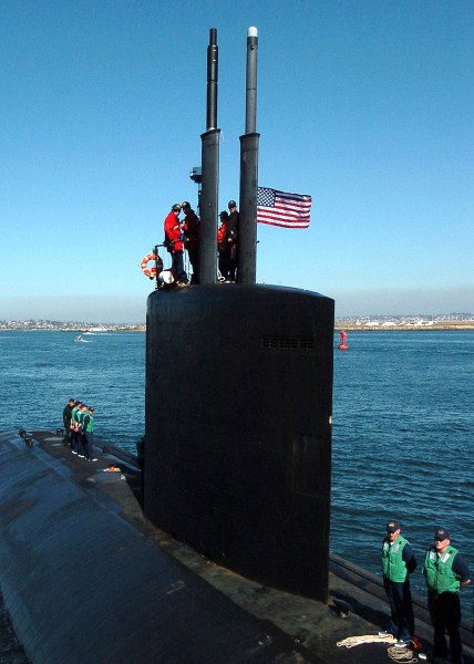 US Navy 041124-N-8977L-002 The maneuvering watch aboard the Los Angeles-class attack submarine USS Topeka (SSN 754) prepares for mooring after being underway for three days off the coast of San Diego, Calif