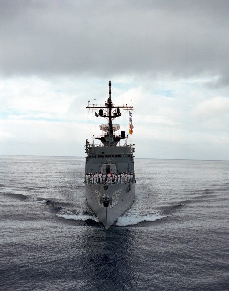 USS Albert David (FF-1050) bow view