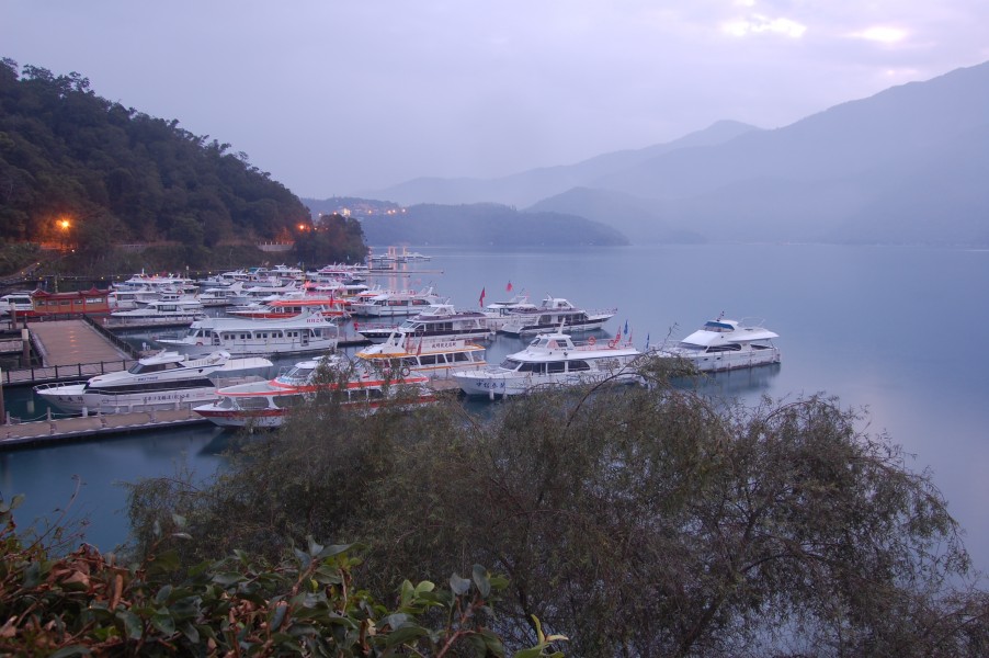 View of Sun Moon Lake From Shueishe Pier (5457892226)