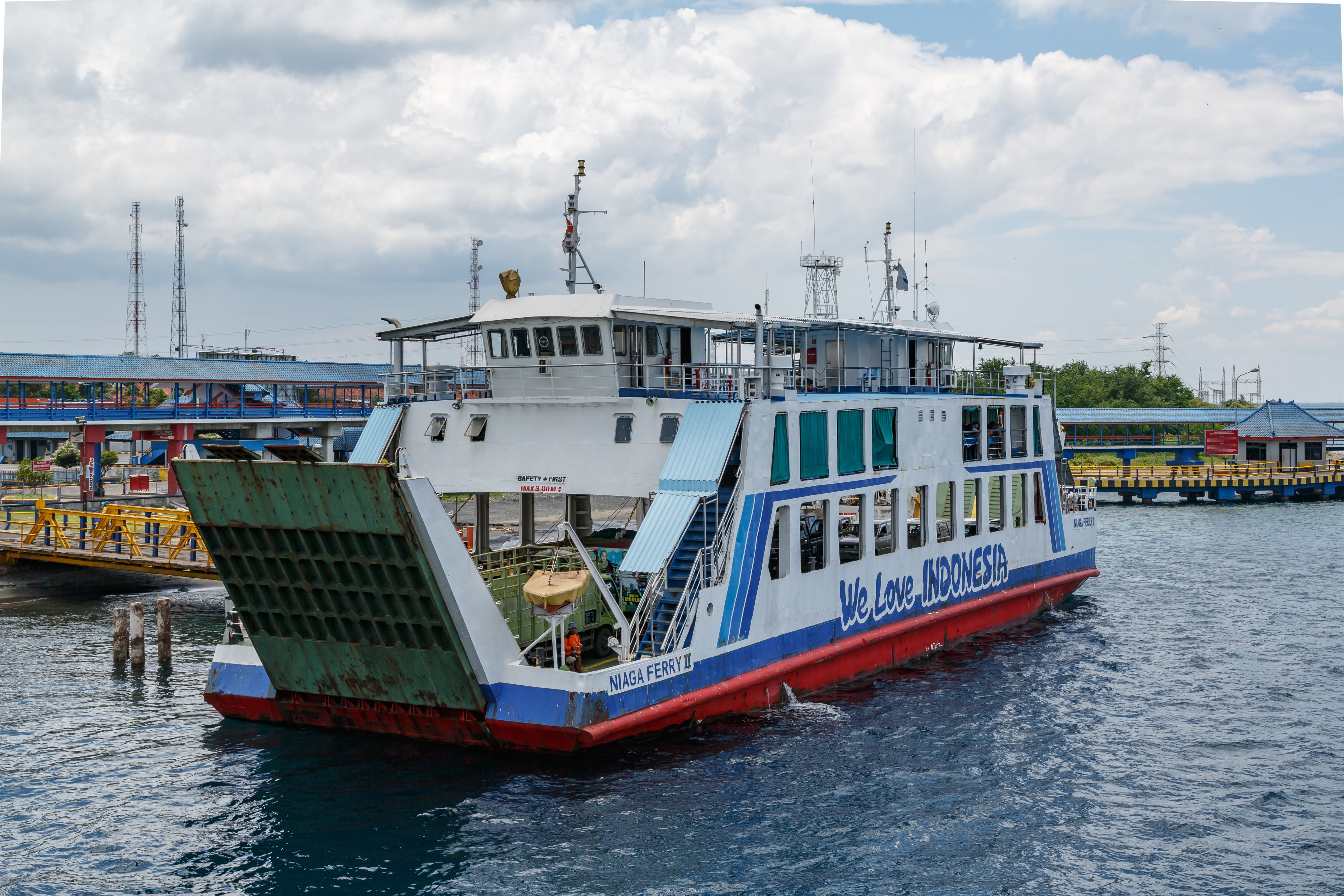 Bali-Strait Indonesia KMP-Niaga-Ferry-II-01