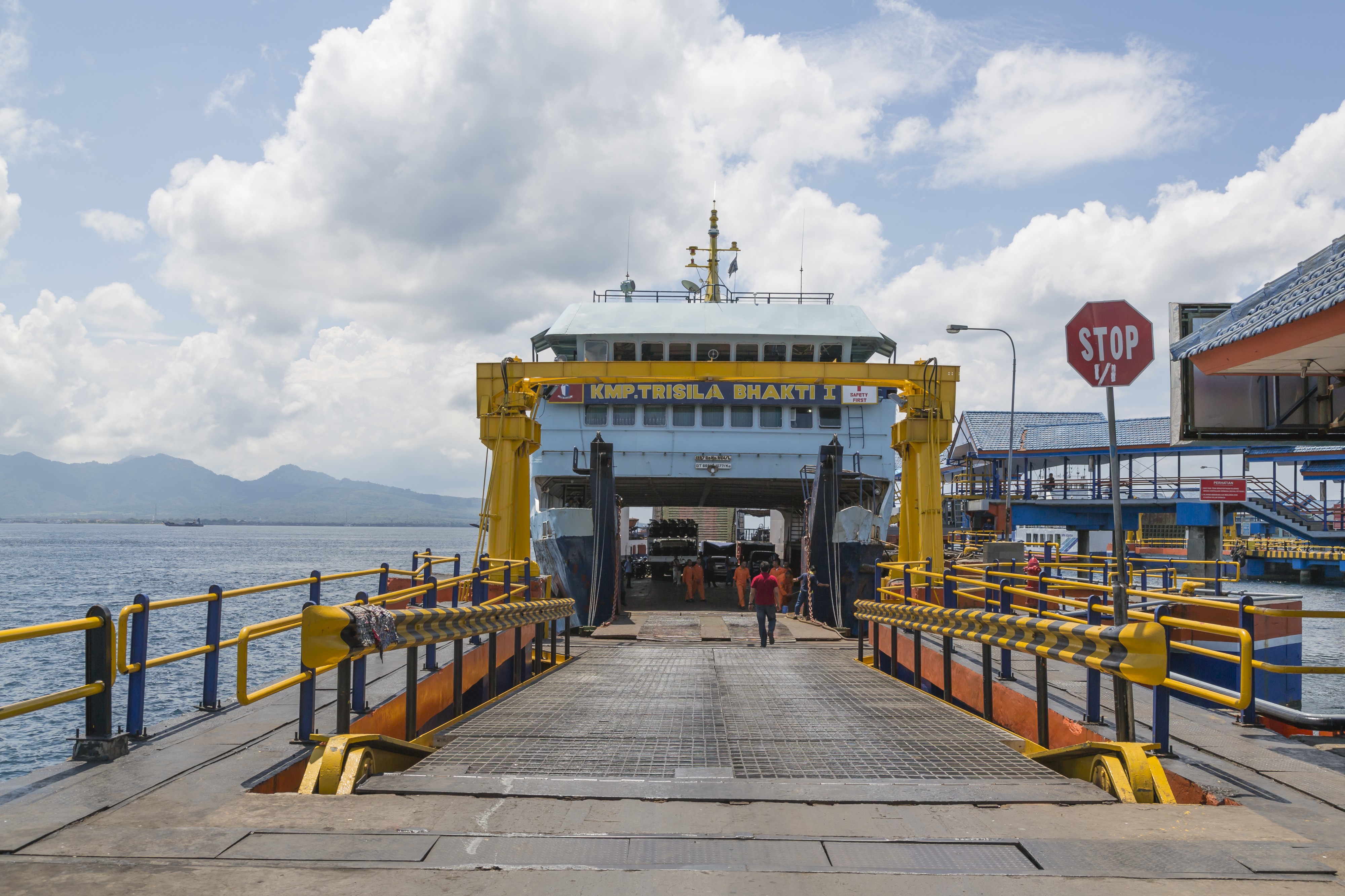 Banyuwangi Indonesia Ferry-Harbour-01