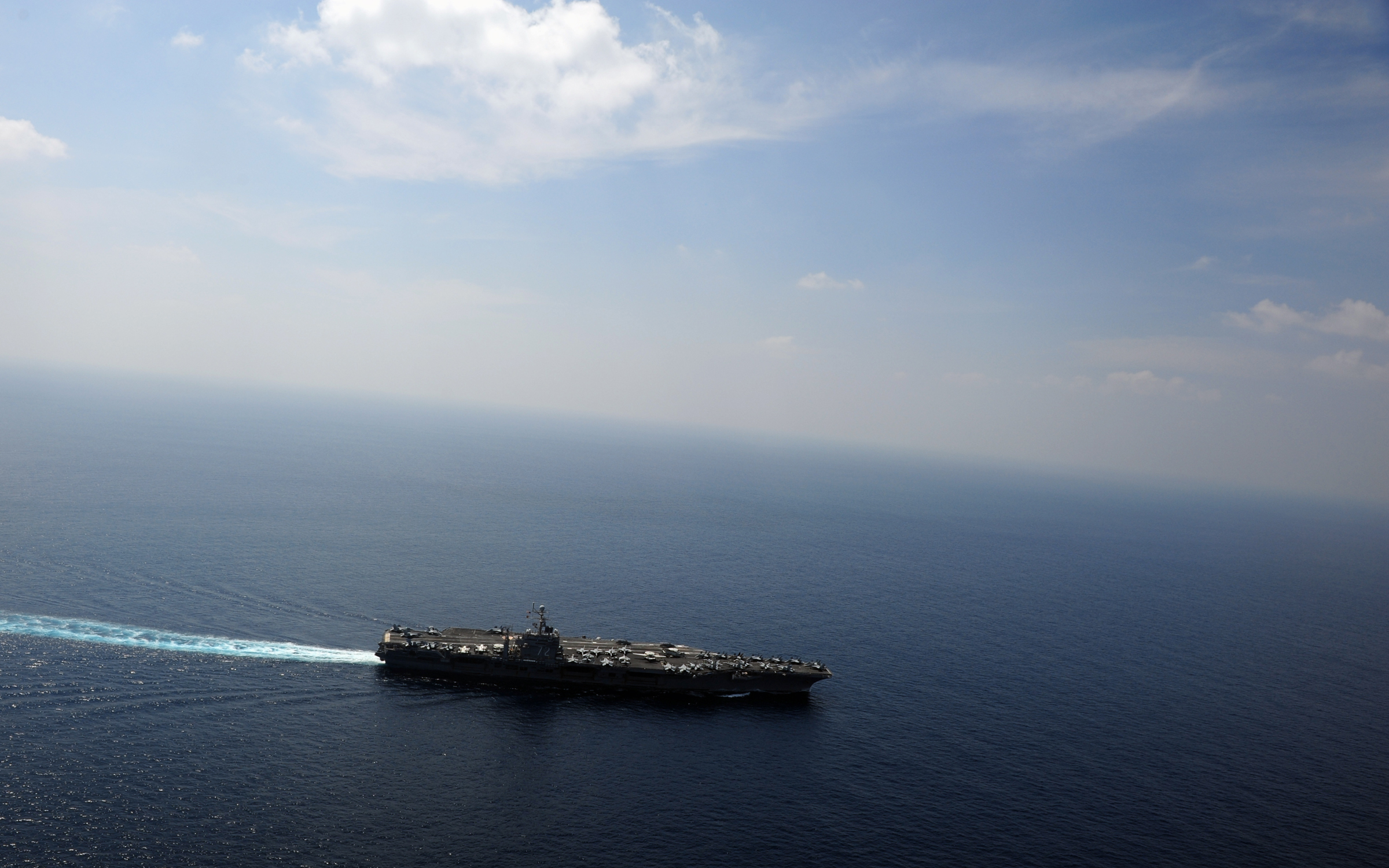 US Navy 120118-N-YL945-090 The Nimitz-class aircraft carrier USS Abraham Lincoln (CVN 72) transits the Indian Ocean