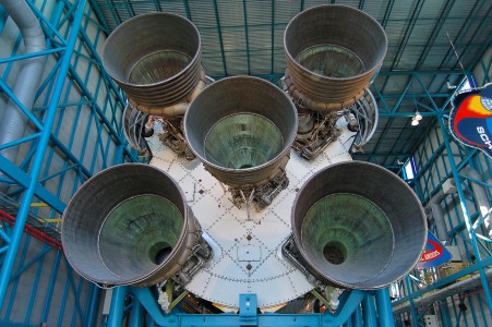 en:Rocket Engines from the booster stage of the Saturn V rocket.
