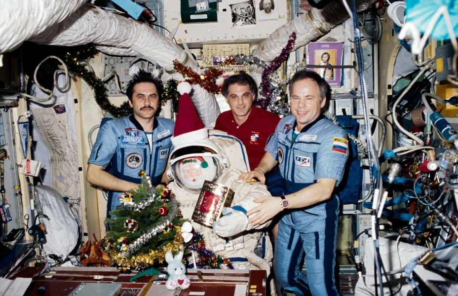 Christmas 1997 on the Mir Space Station