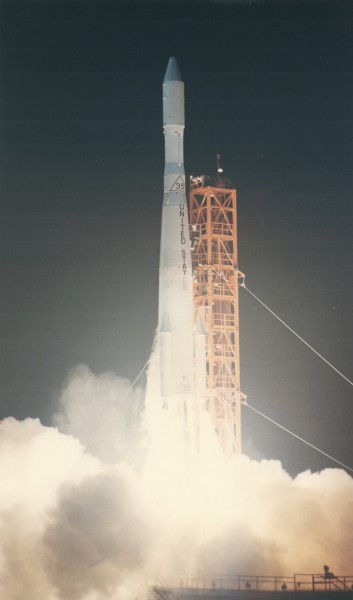 Delta-E launching Pioneer-6