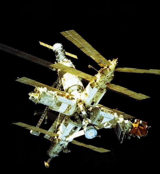 Mir from STS-81