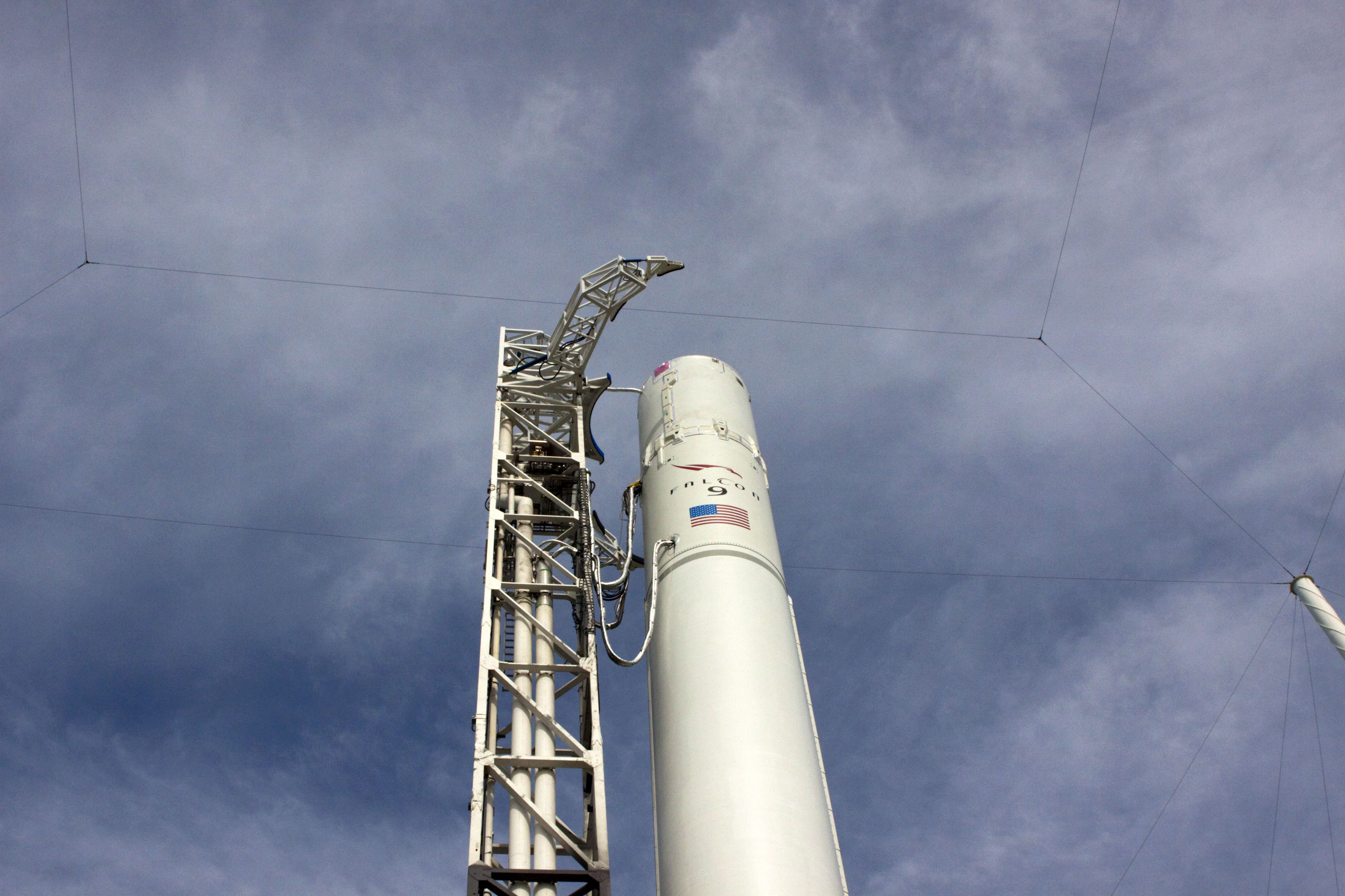 Upper arms of the Launch and erection tower open after erection