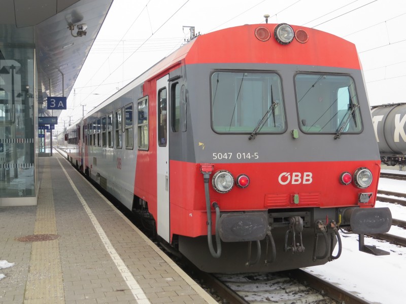 2018-02-22 (163) ÖBB 5047 014-5 at Bahnhof Herzogenburg, Austria