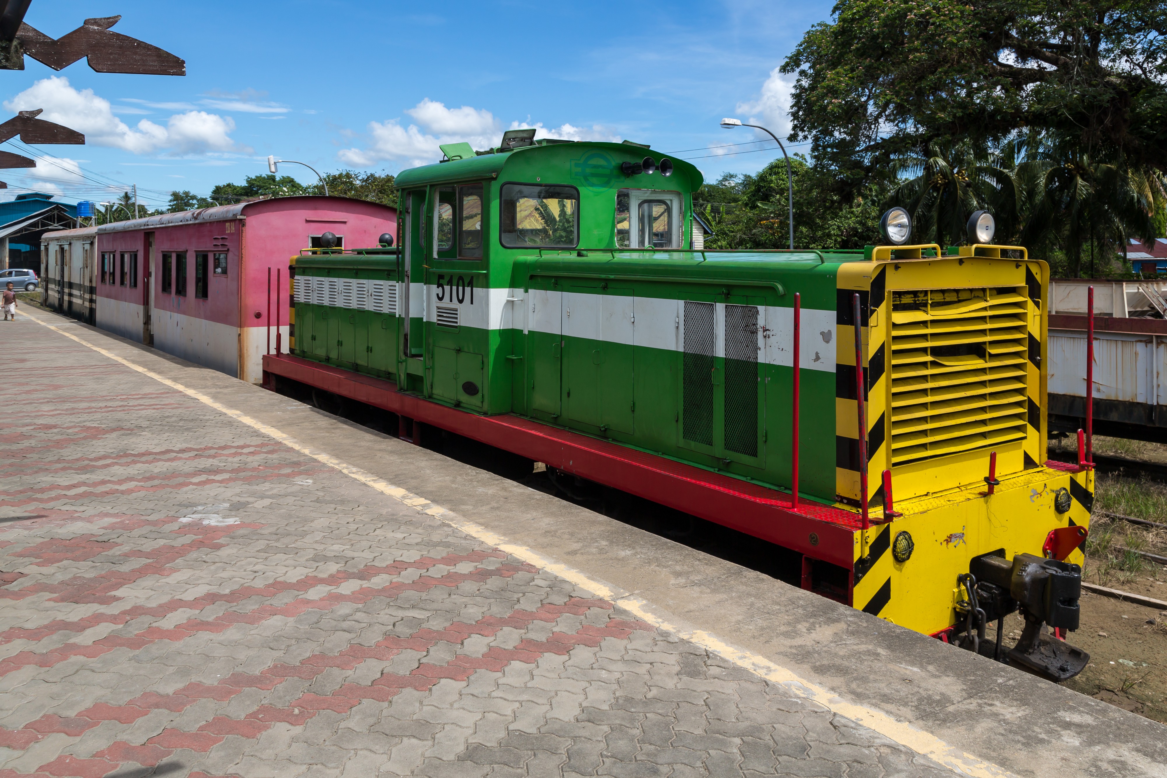 Tenom Sabah Diesel-lokomotive-5101-01