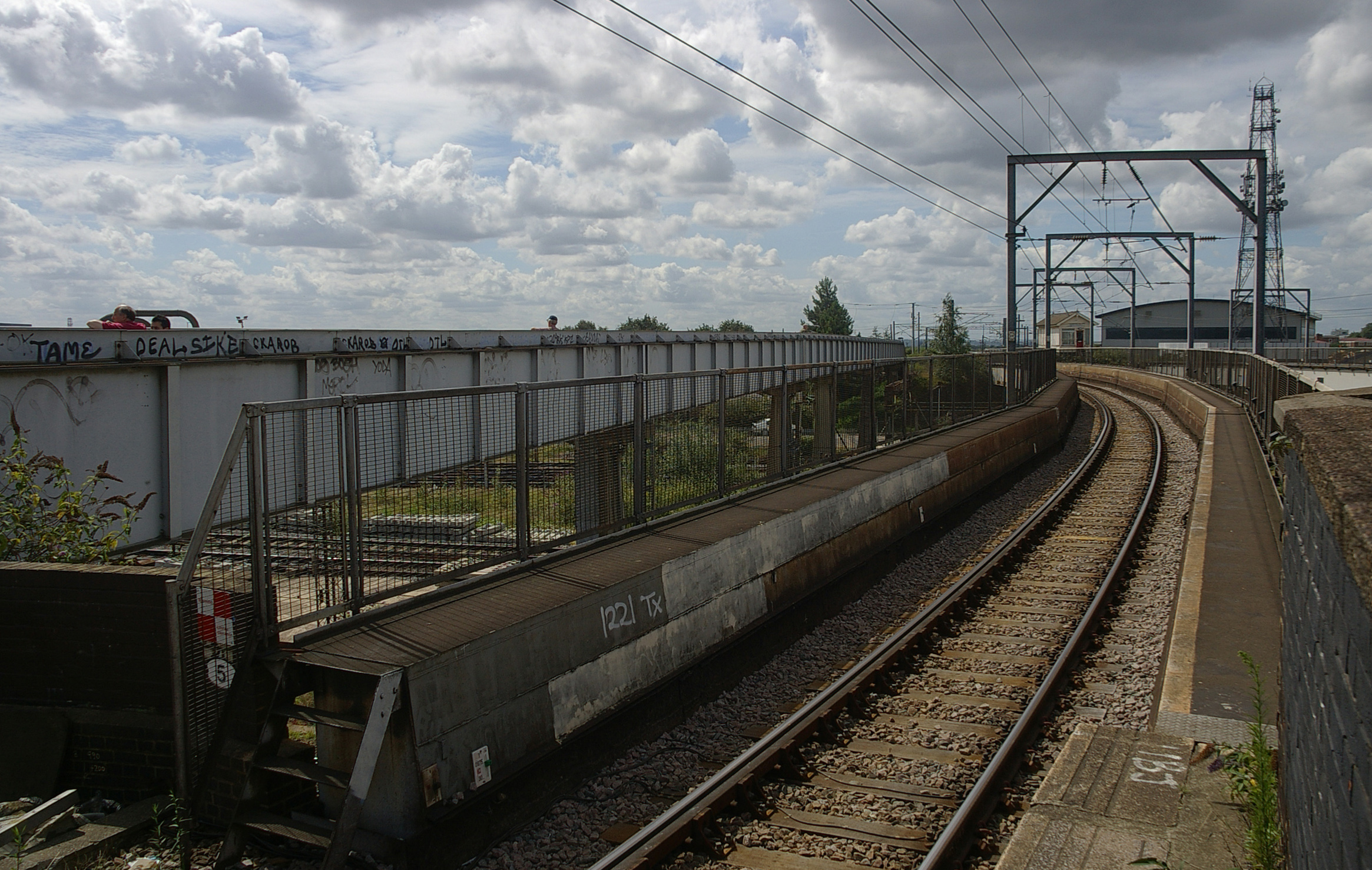 Willesden Junction station MMB 12