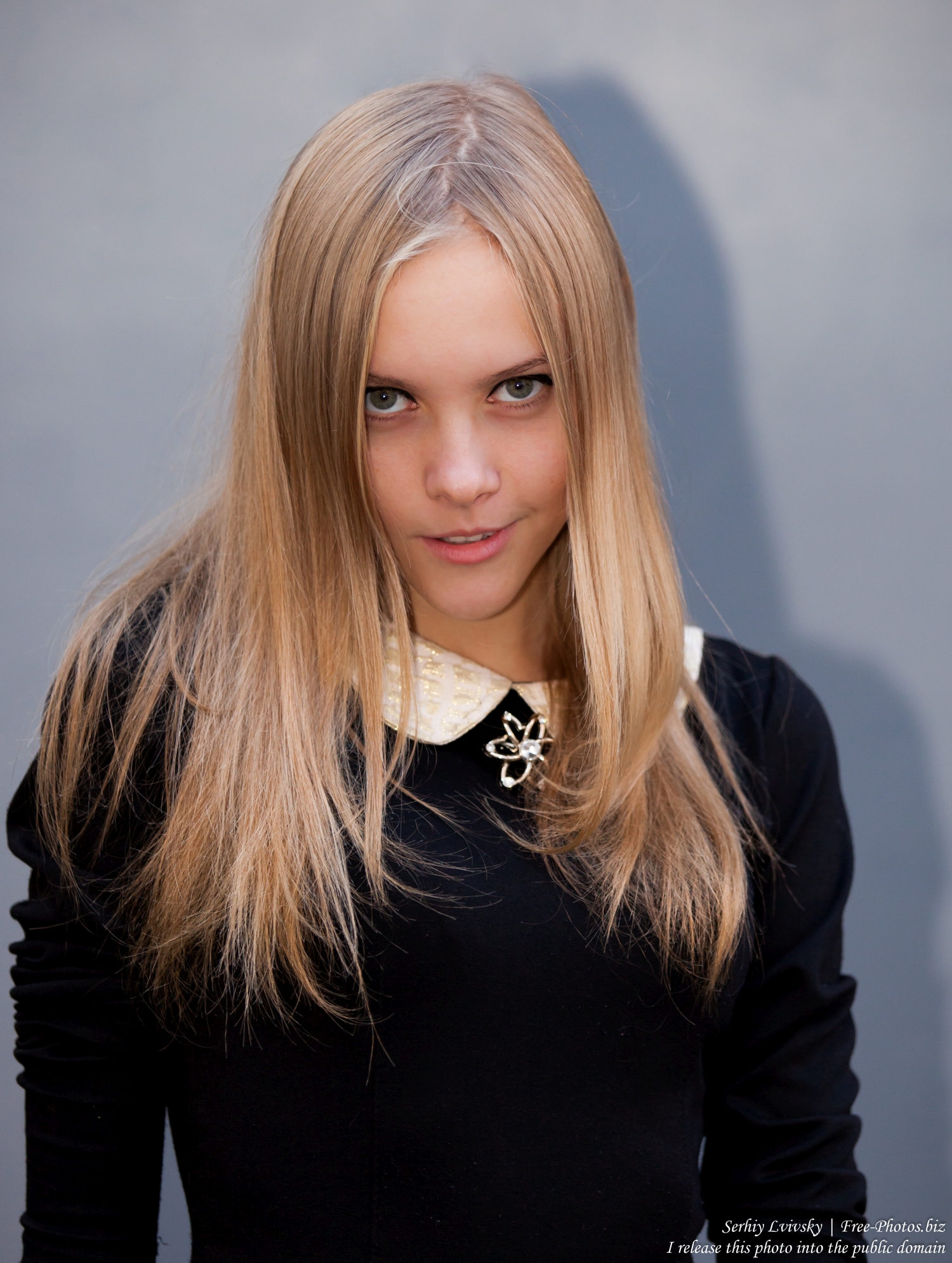 A 15-year-old blond girl photographed by Serhiy Lvivsky