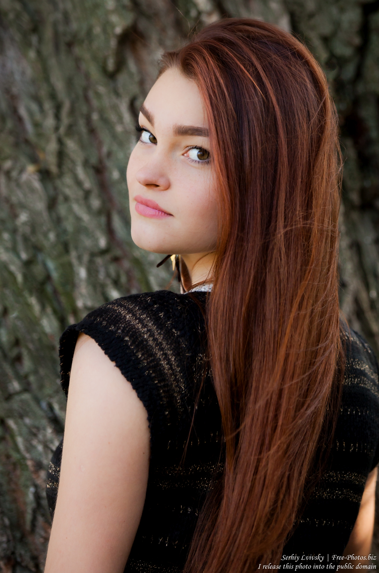 an_18-year-old_girl_photographed_by_serhiy_lvivsky_in_oct_2015_17