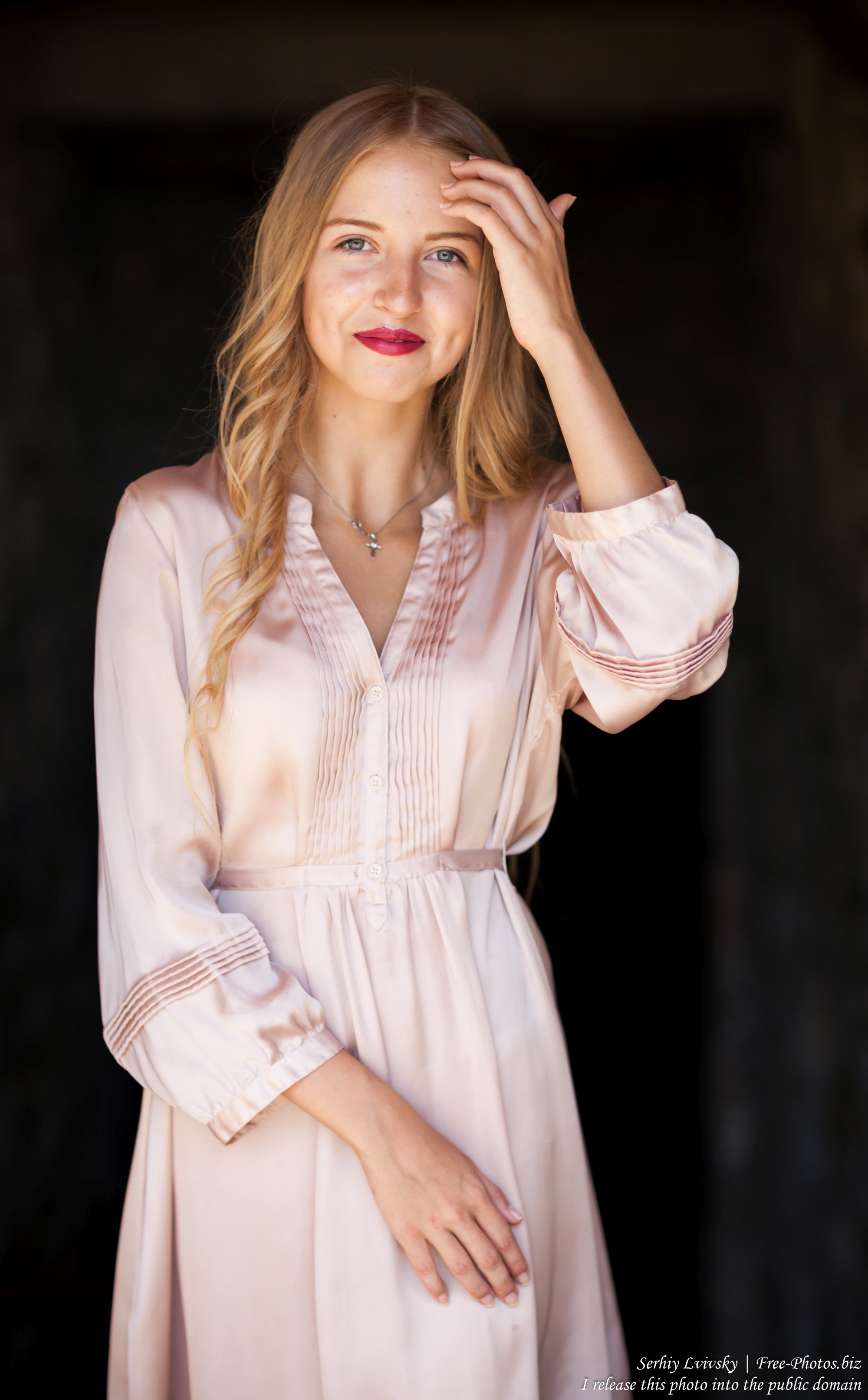 ania_a_14-year-old_natural_blonde_girl_photographed_by_serhiy_lvivsky_in_august_2017_11