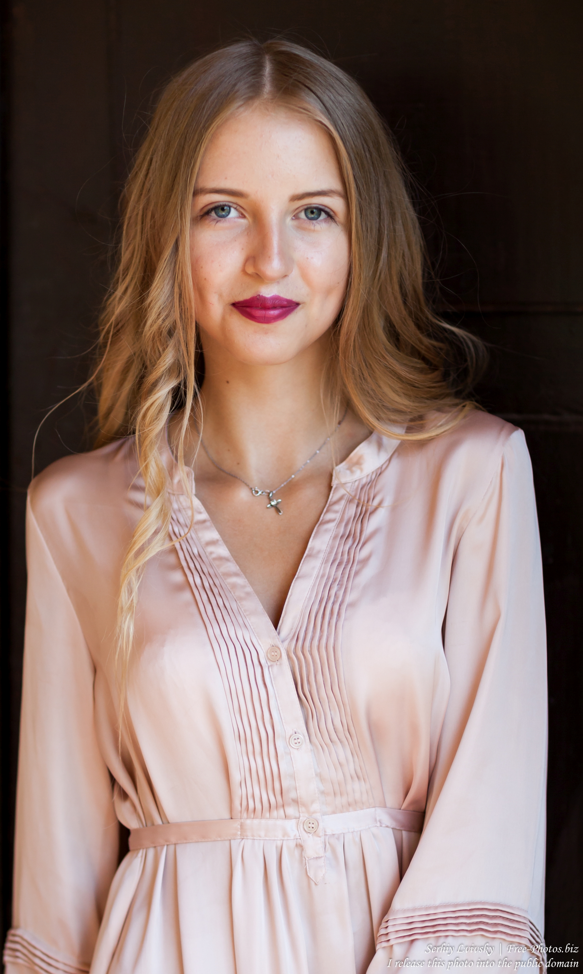ania_a_14-year-old_natural_blonde_girl_photographed_by_serhiy_lvivsky_in_august_2017_19