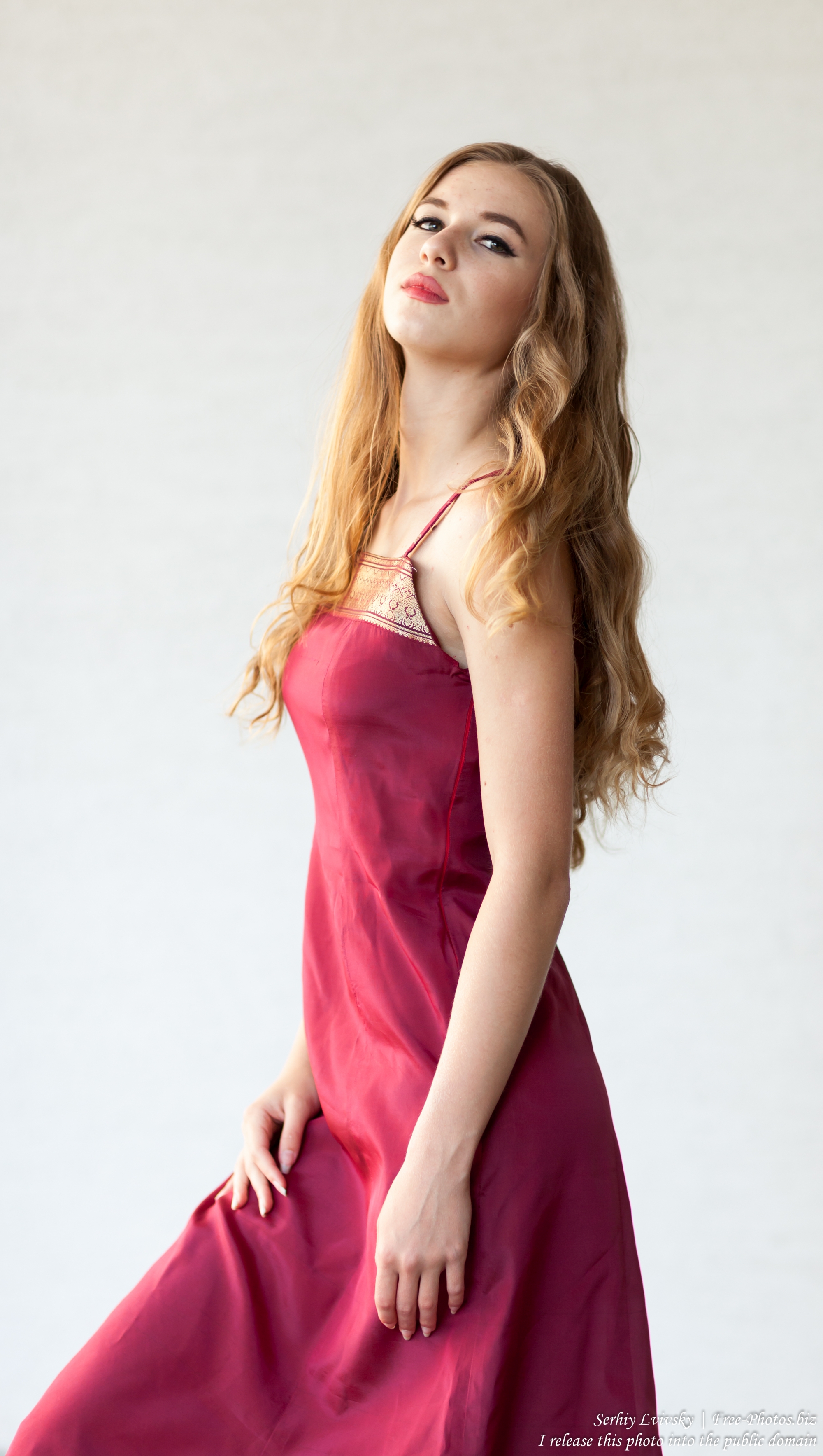 yaryna_a_16-year-old_creation_of_god_photographed_by_serhiy_lvivsky_in_august_2017_01