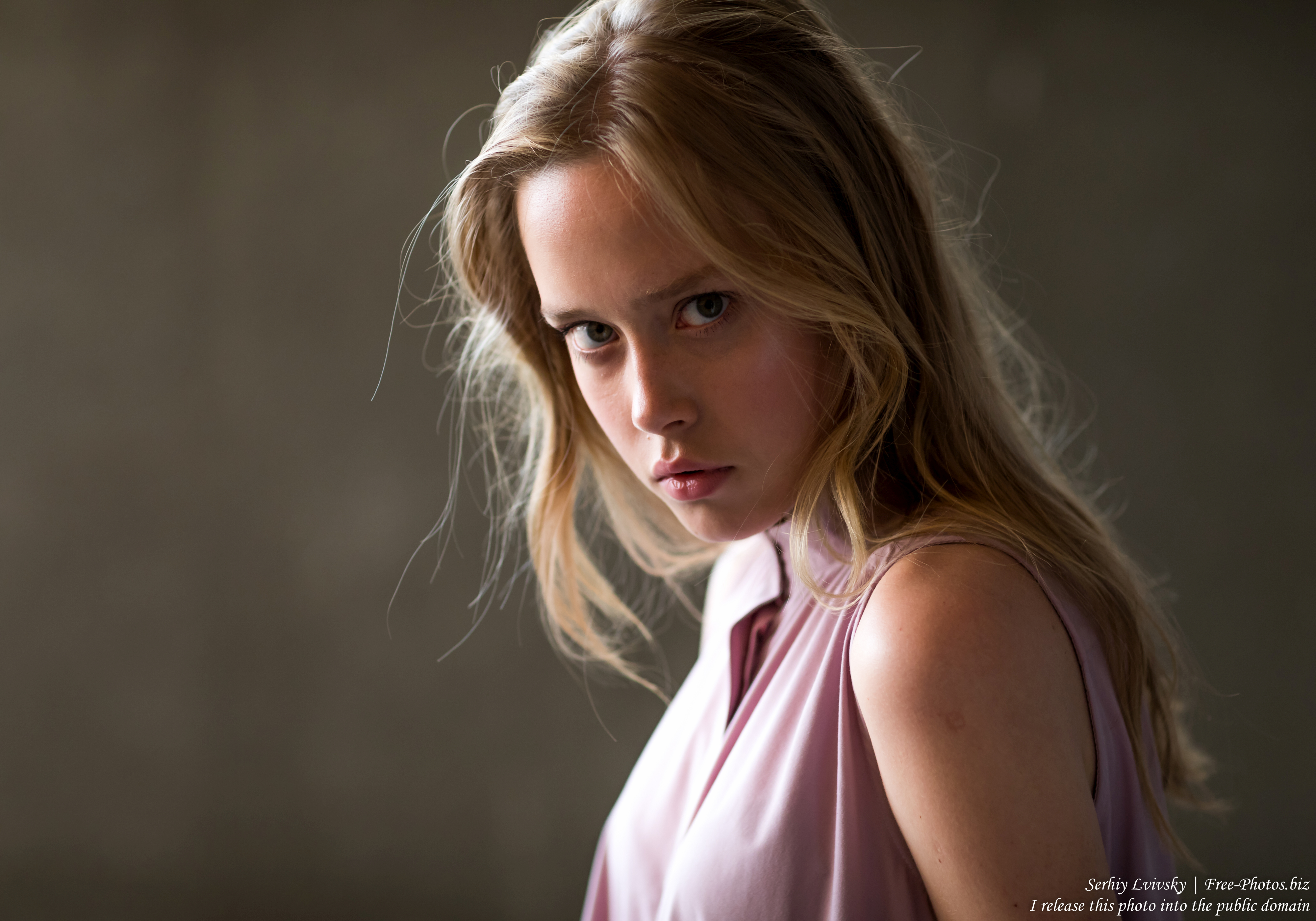 ania_an_18-year-old_natural_blonde_girl_photographed_in_june_2019_by_serhiy_lvivsky_43