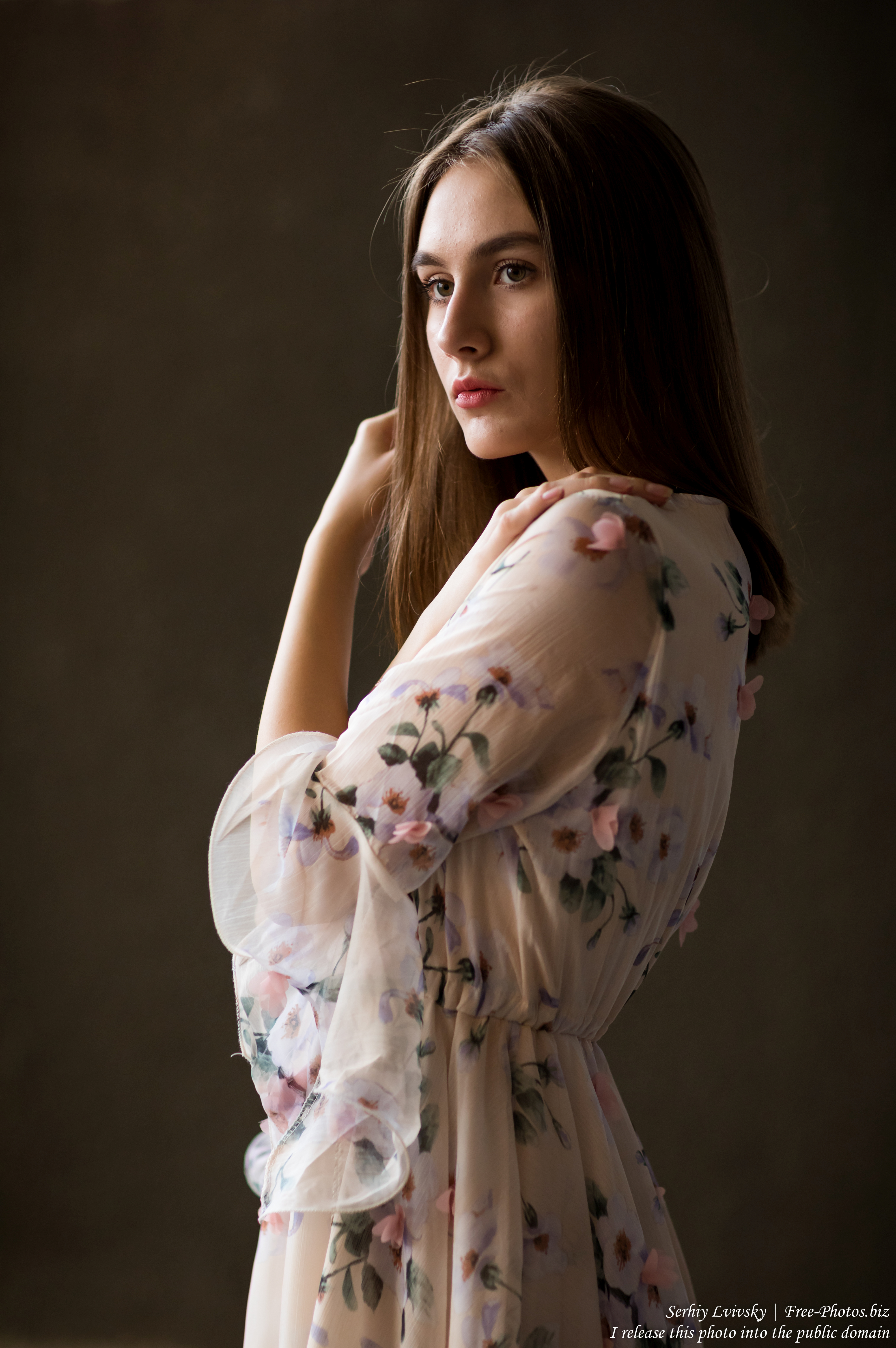 julia_a_15-year-old_girl_photographed_in_july_2019_by_serhiy_lvivsky_14