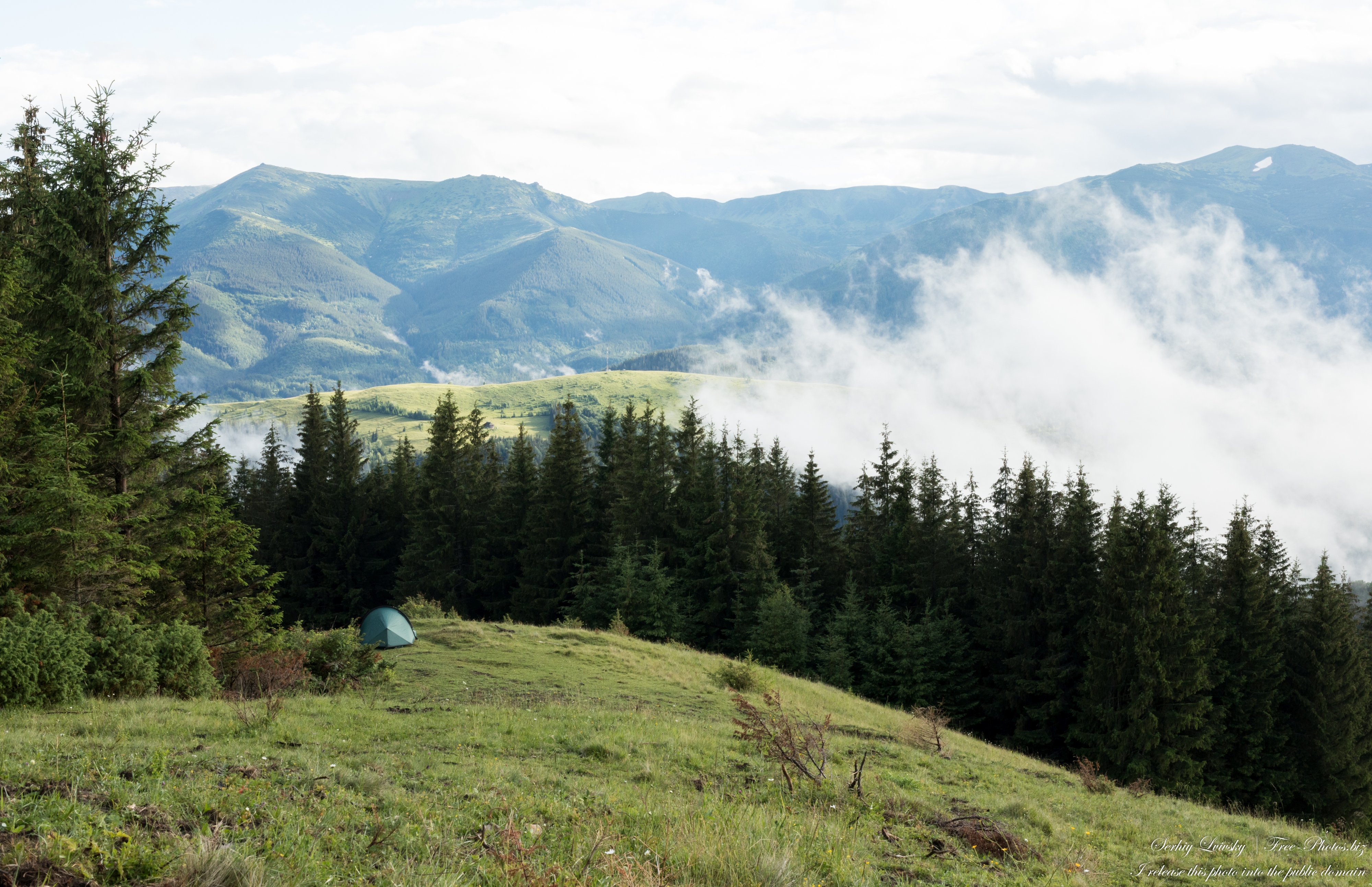 Carpathians in July 2022 photo by Serhiy Lvivsky