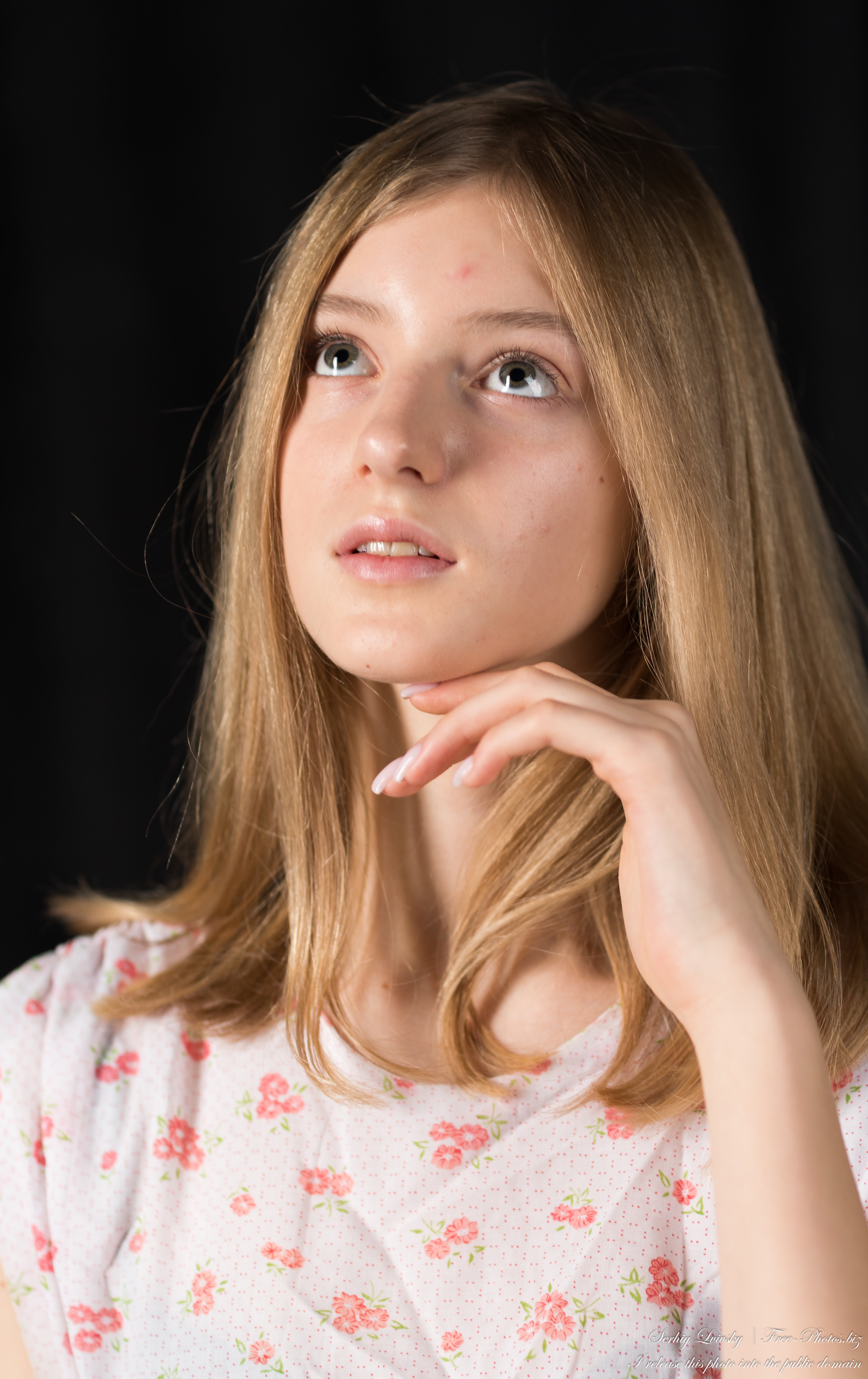 martha_13-year-old_natural_blonde_girl_2nd_session_dec_2023_by_serhiy_lvivsky_07