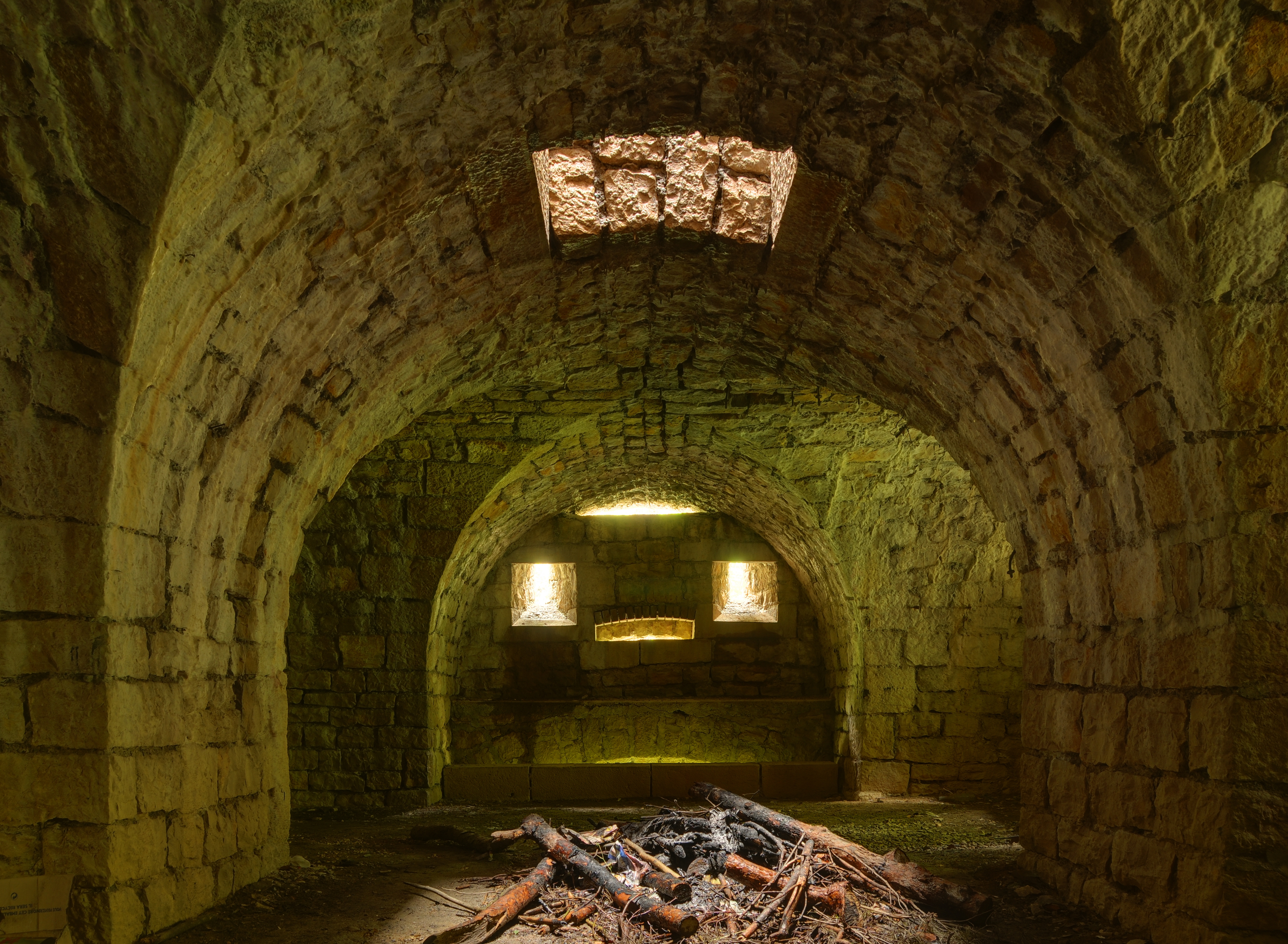 11-36-02-batterie-roches