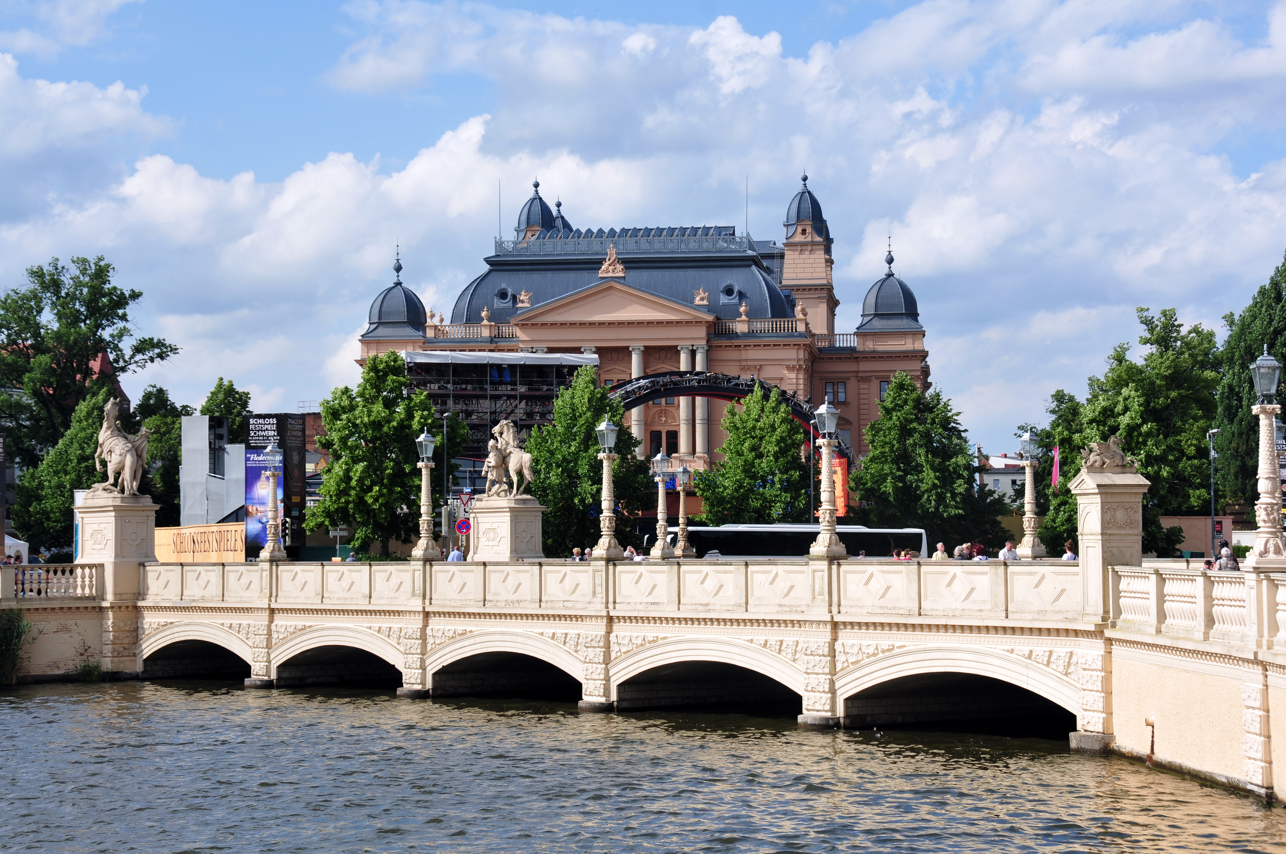 13-06-22-schwerin-50mm-by-RalfR-027