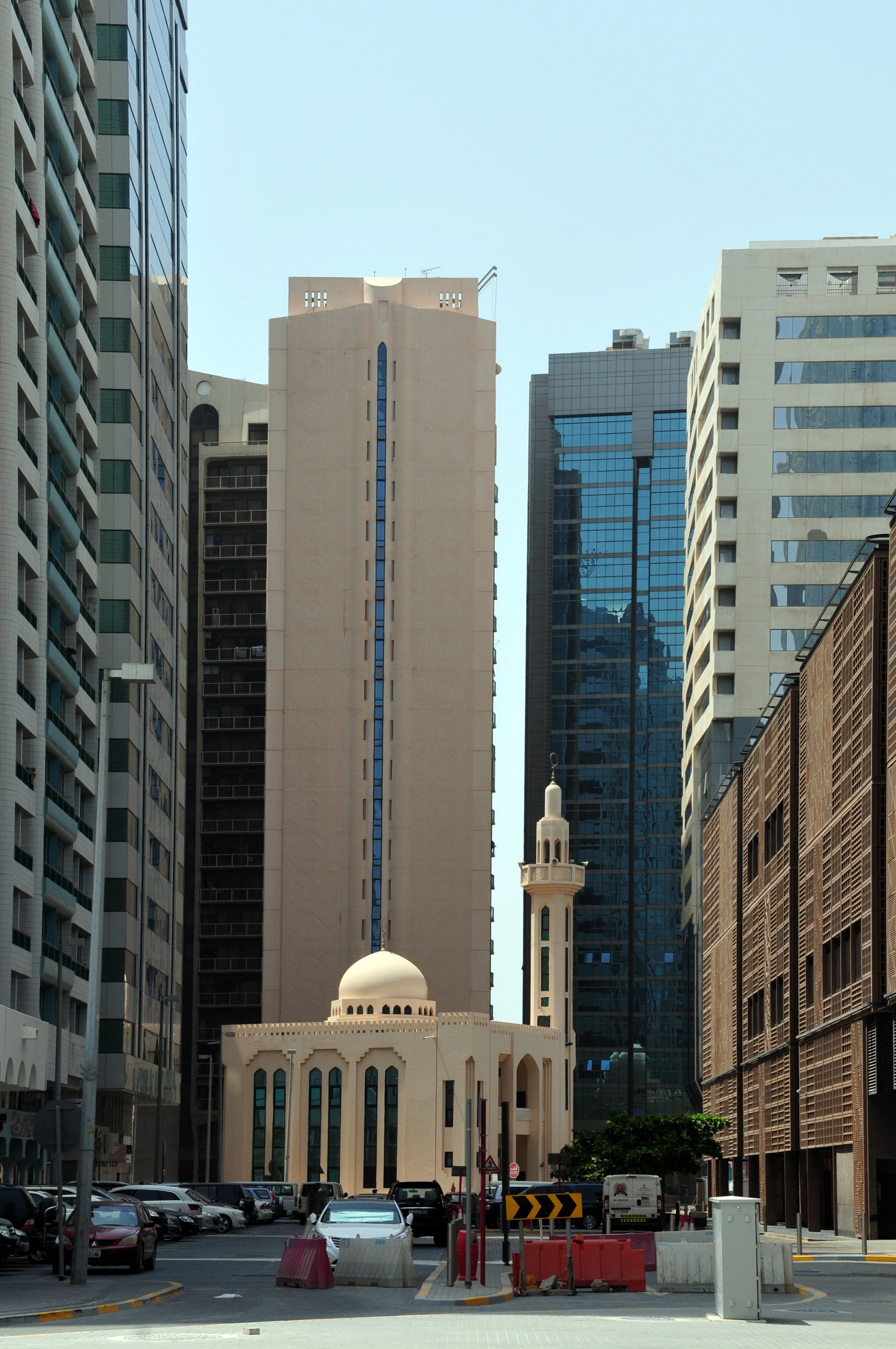 13-08-06-abu-dhabi-by-RalfR-103