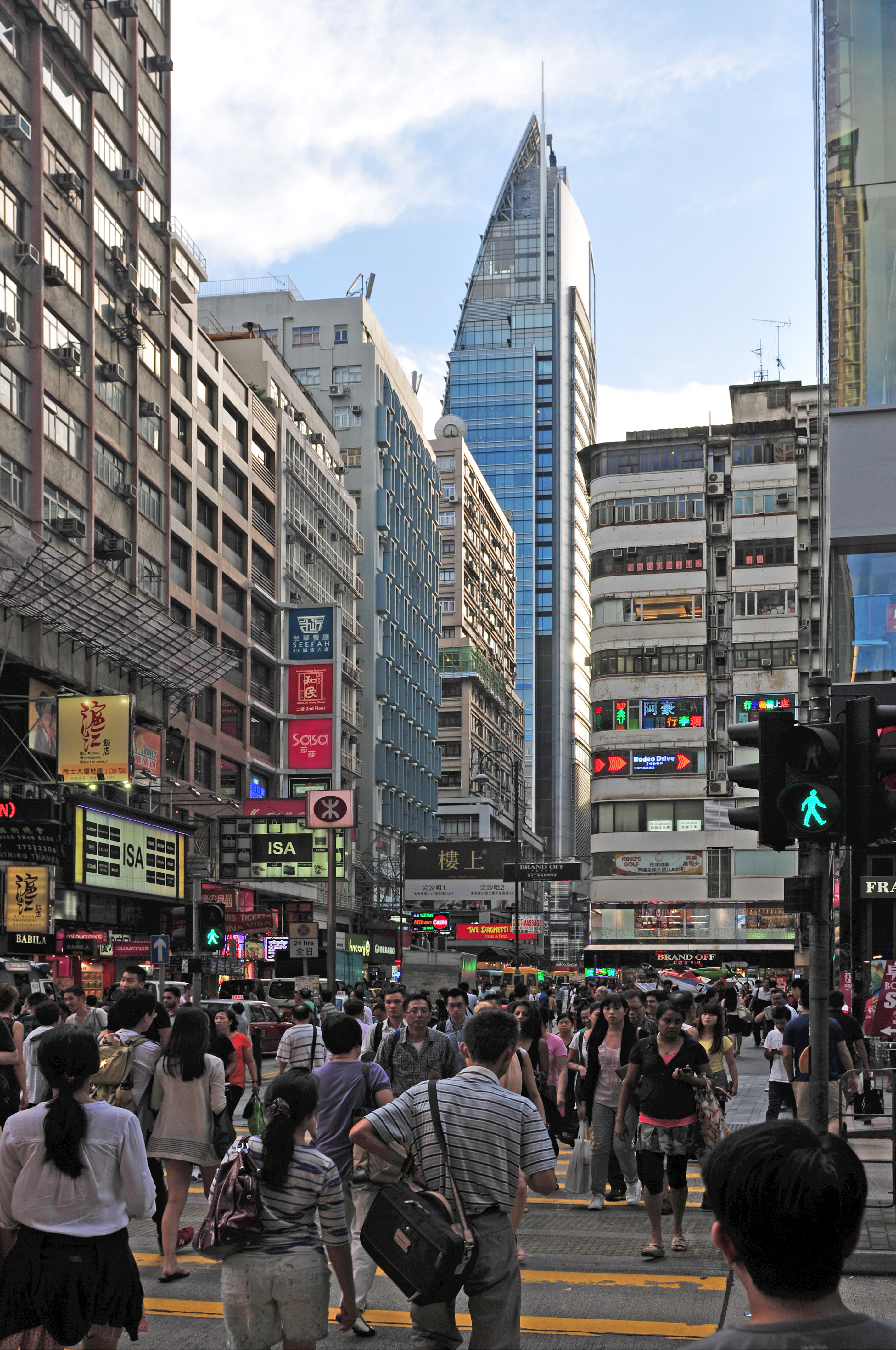 13-08-07-hongkong-by-RalfR-41