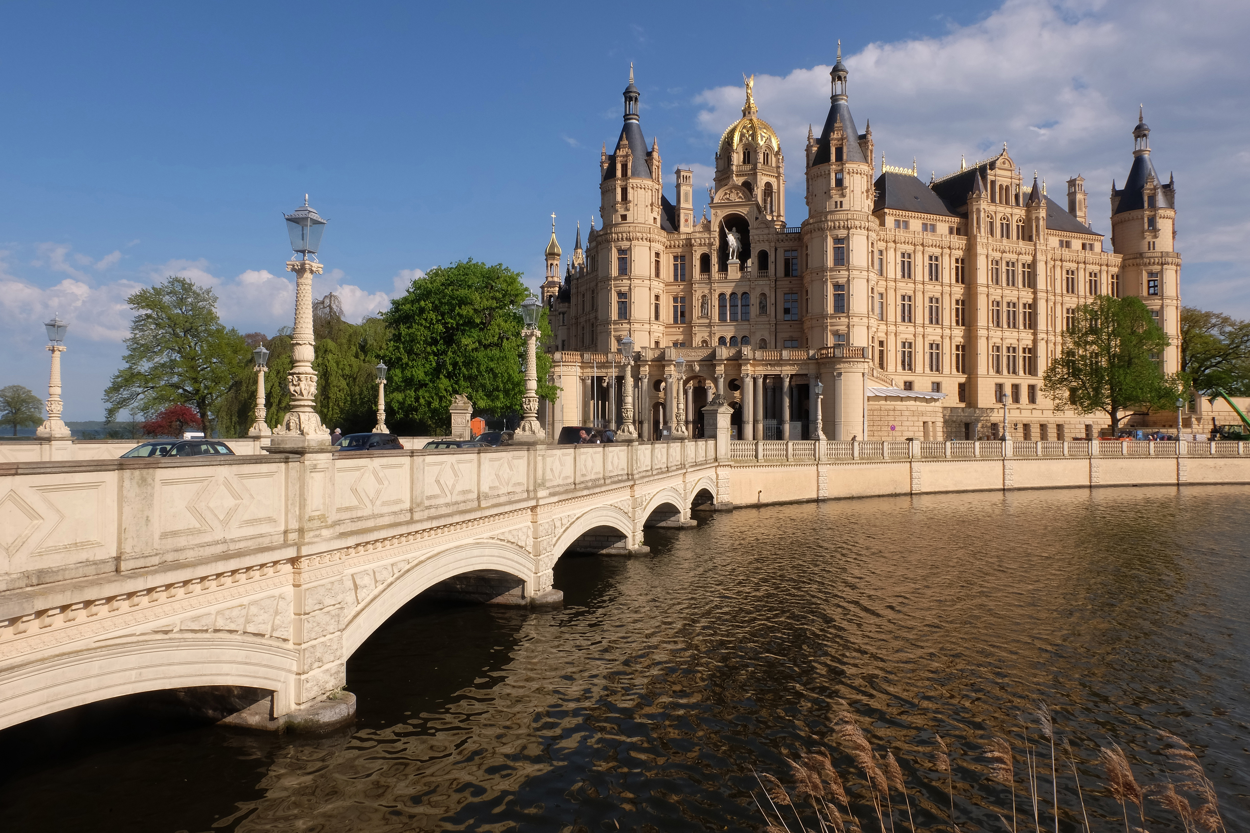 15-05-05-Schloß-Schwerin-RalfR-DSCF5143-5