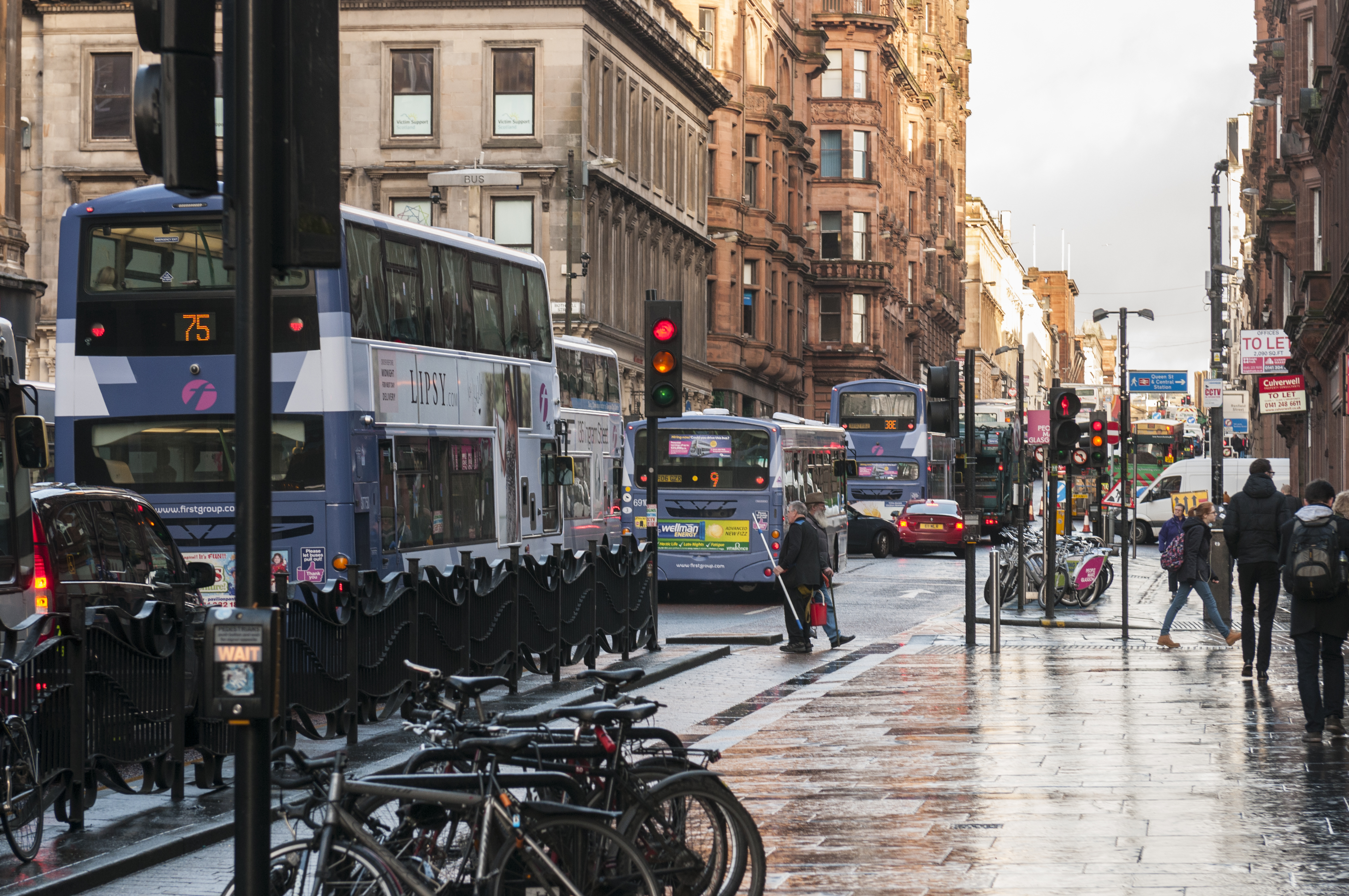 16-11-16-Glasgow street scene-RR2 7265