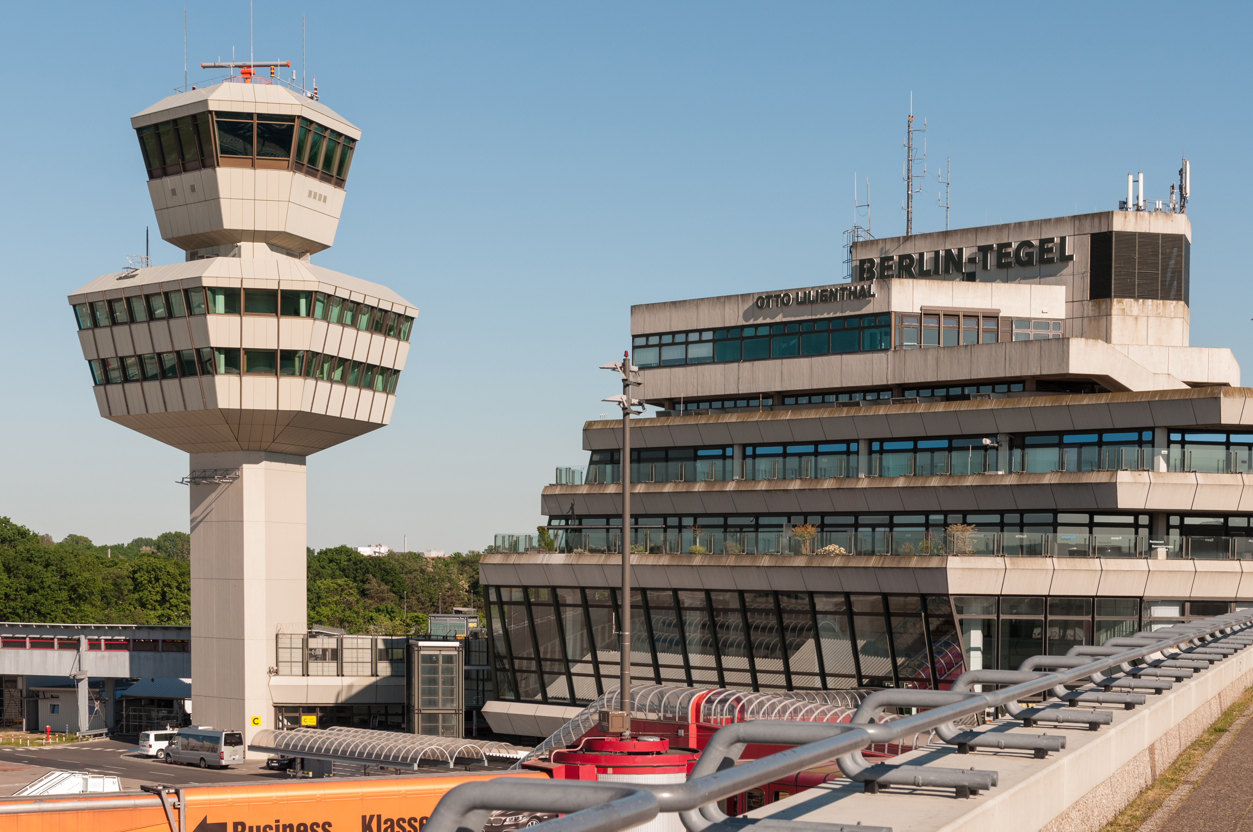 17-05-27-Flughafen Berlin TXL-a RR71101