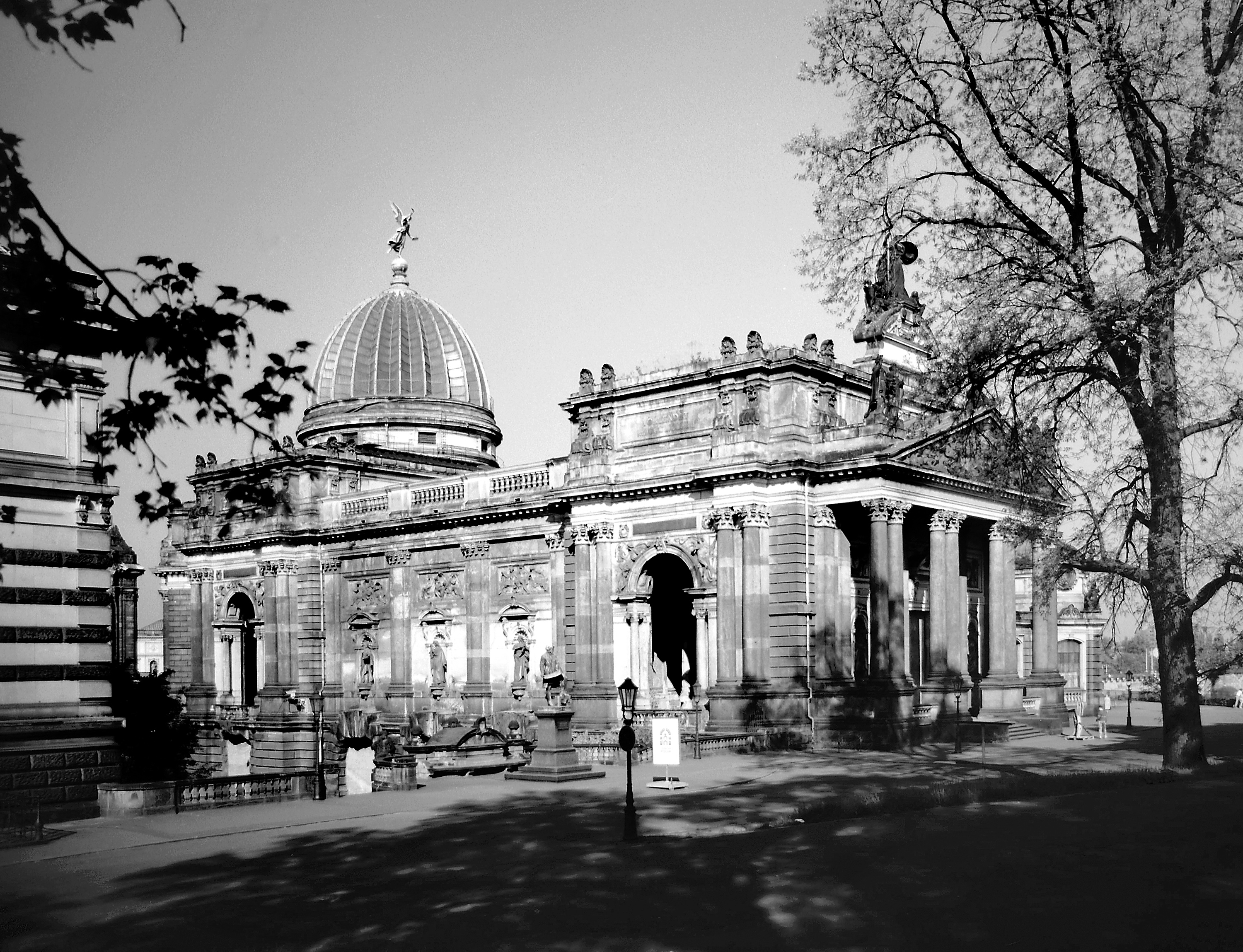 19880512530NR Dresden Brühlsche Terrasse Kunstakademie