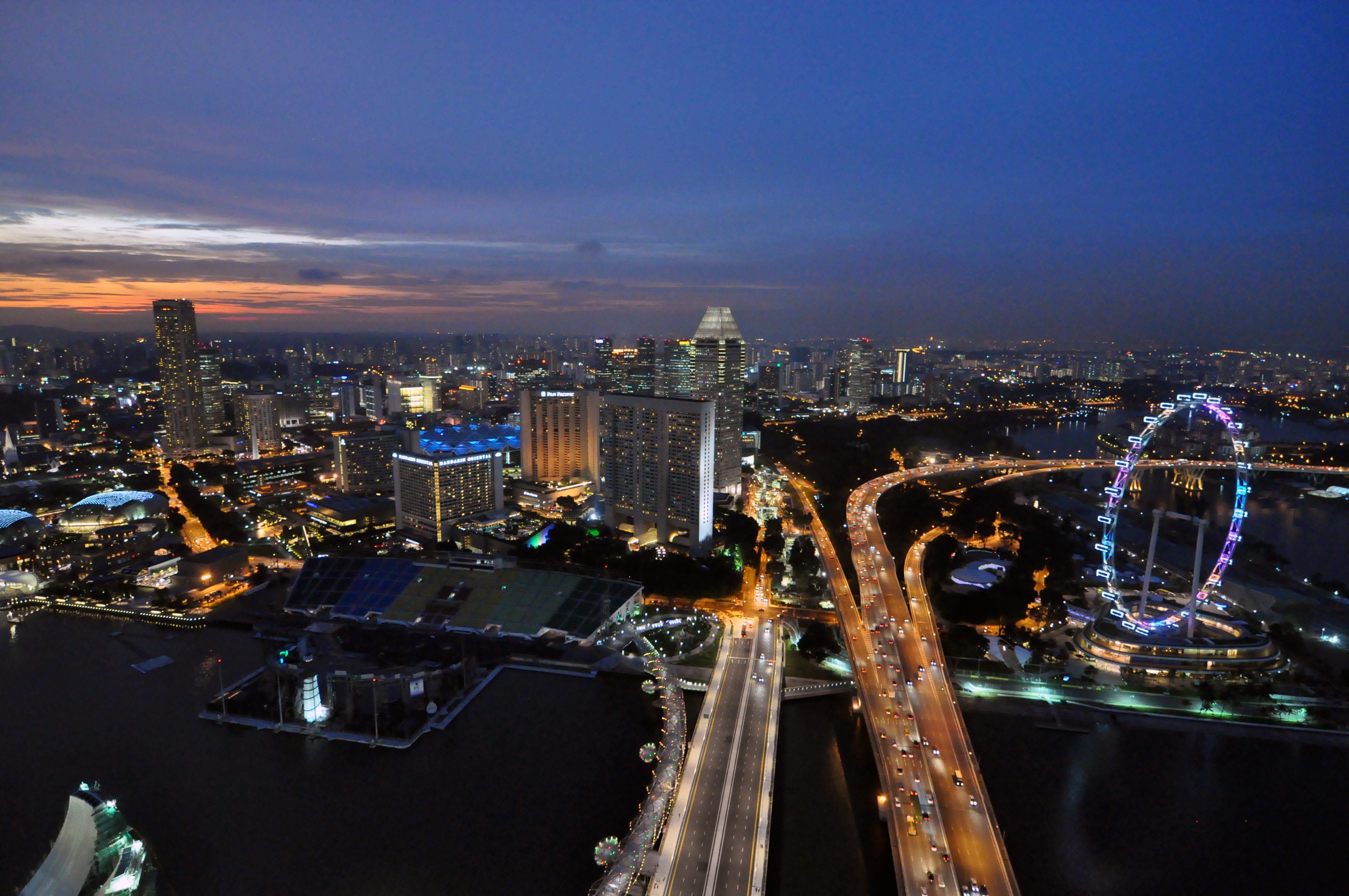 1 marina sands skypark night view 2010