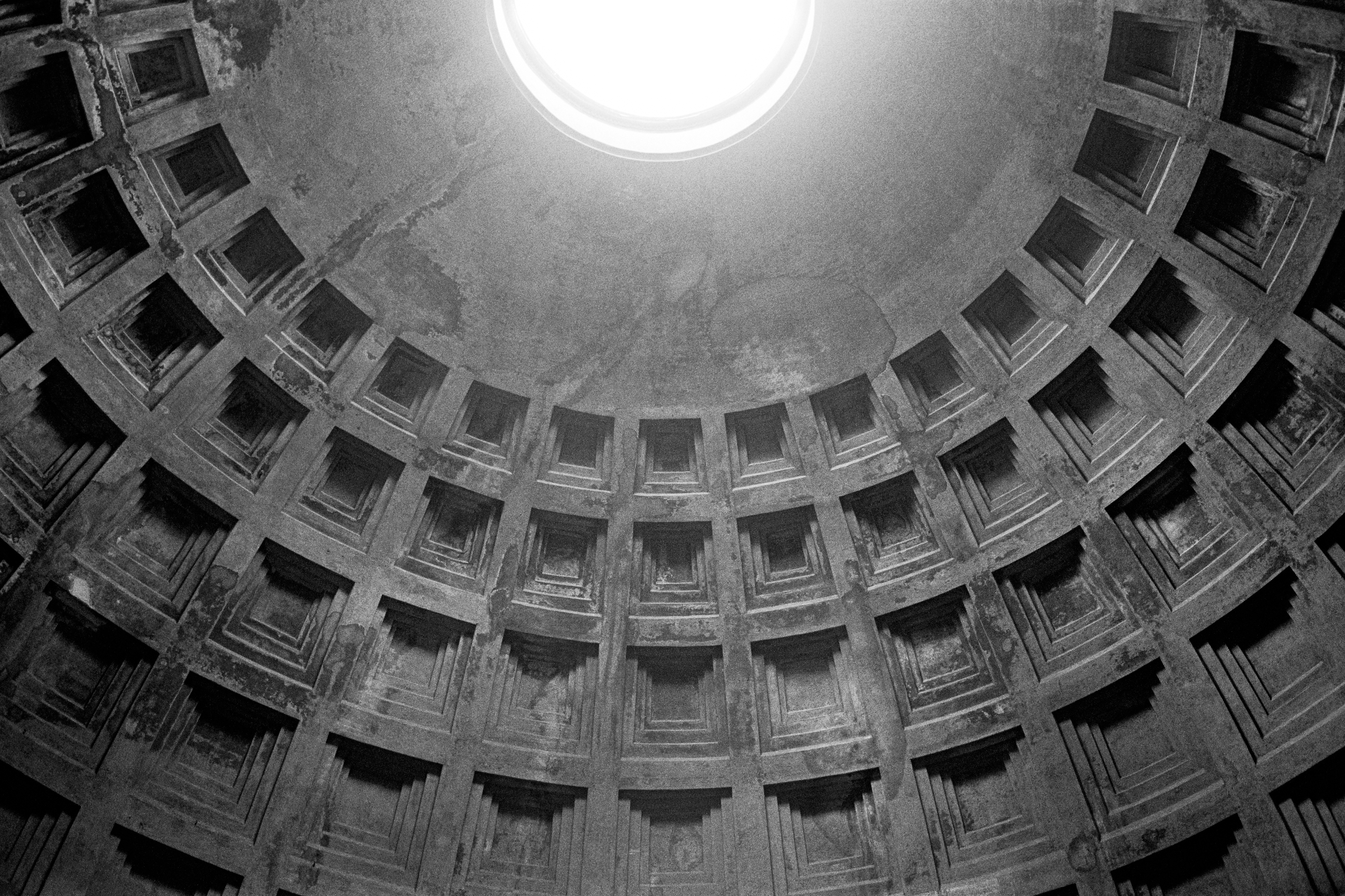 2002 Rome Pantheon ceiling oculus