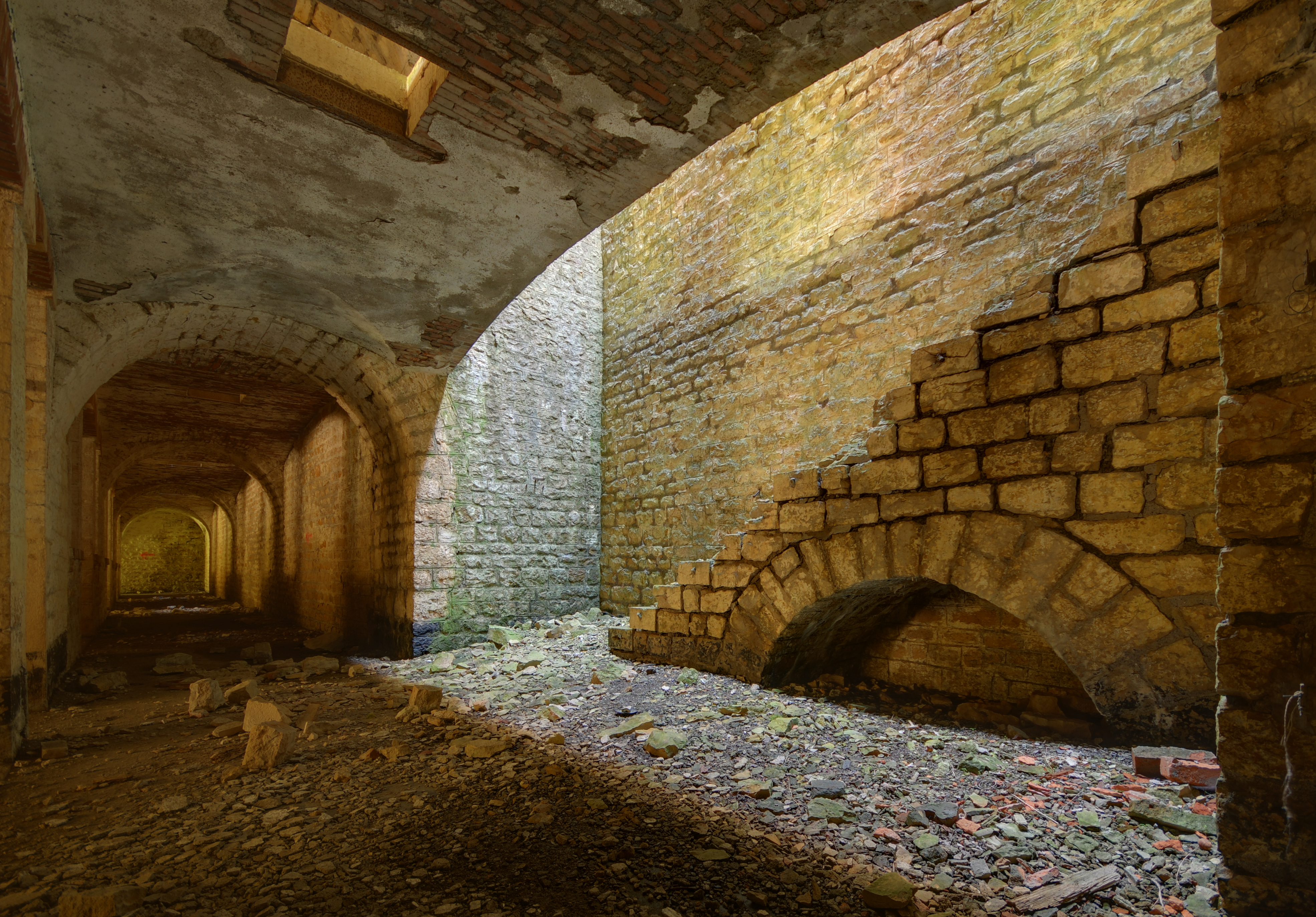 2011-09-03 09-49-18-fort-lomont