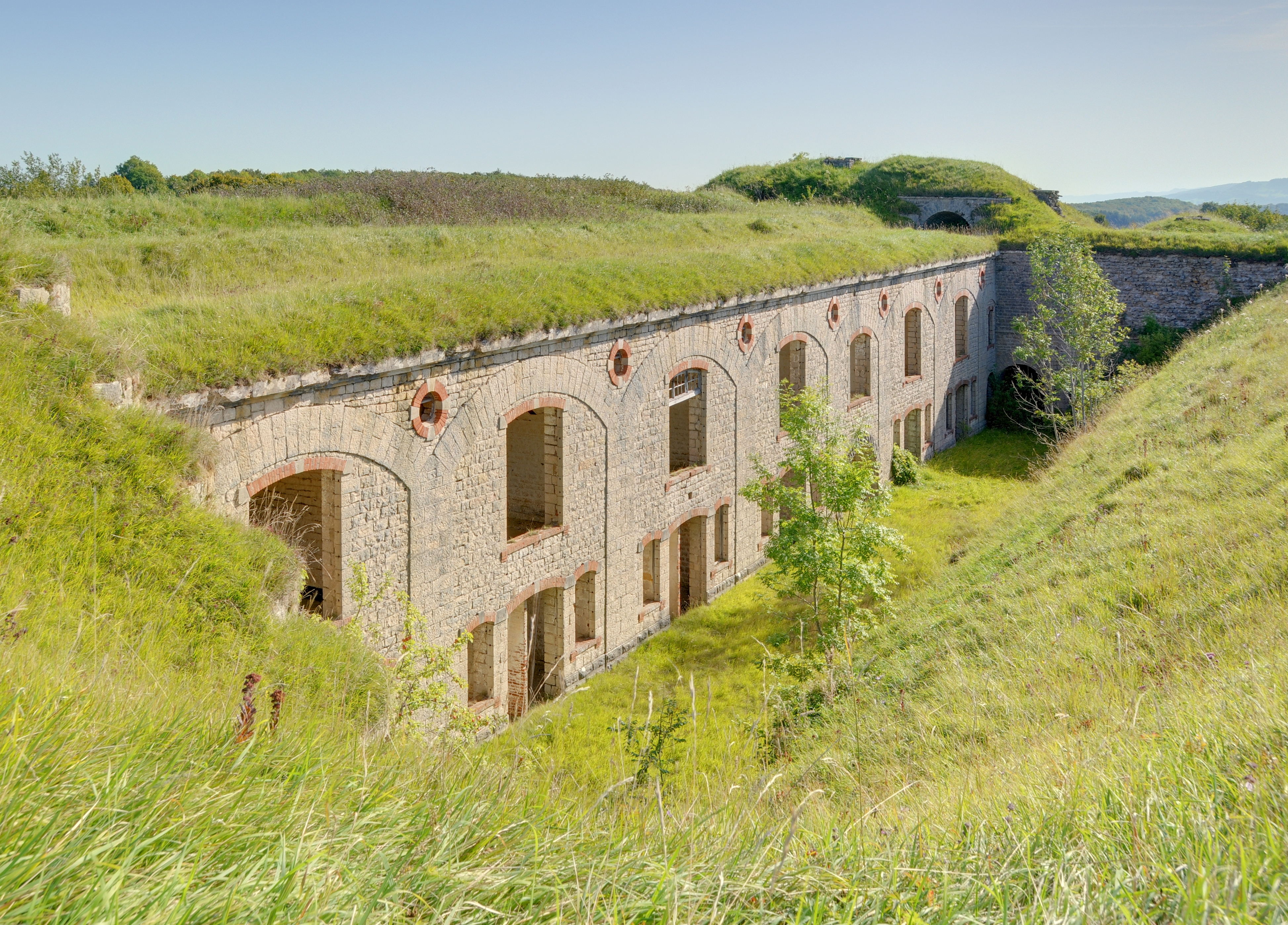 2011-09-03 10-11-49-fort-lomont