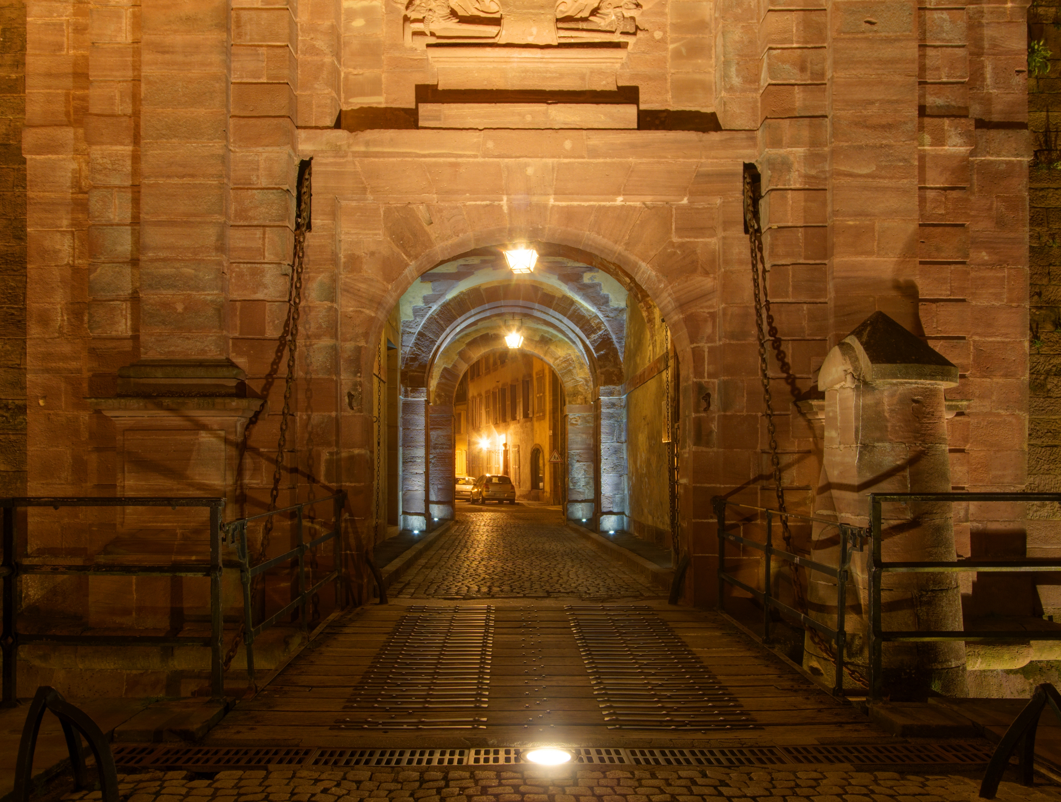 2011-11-15 22-51-52-porte-brisach-belfort