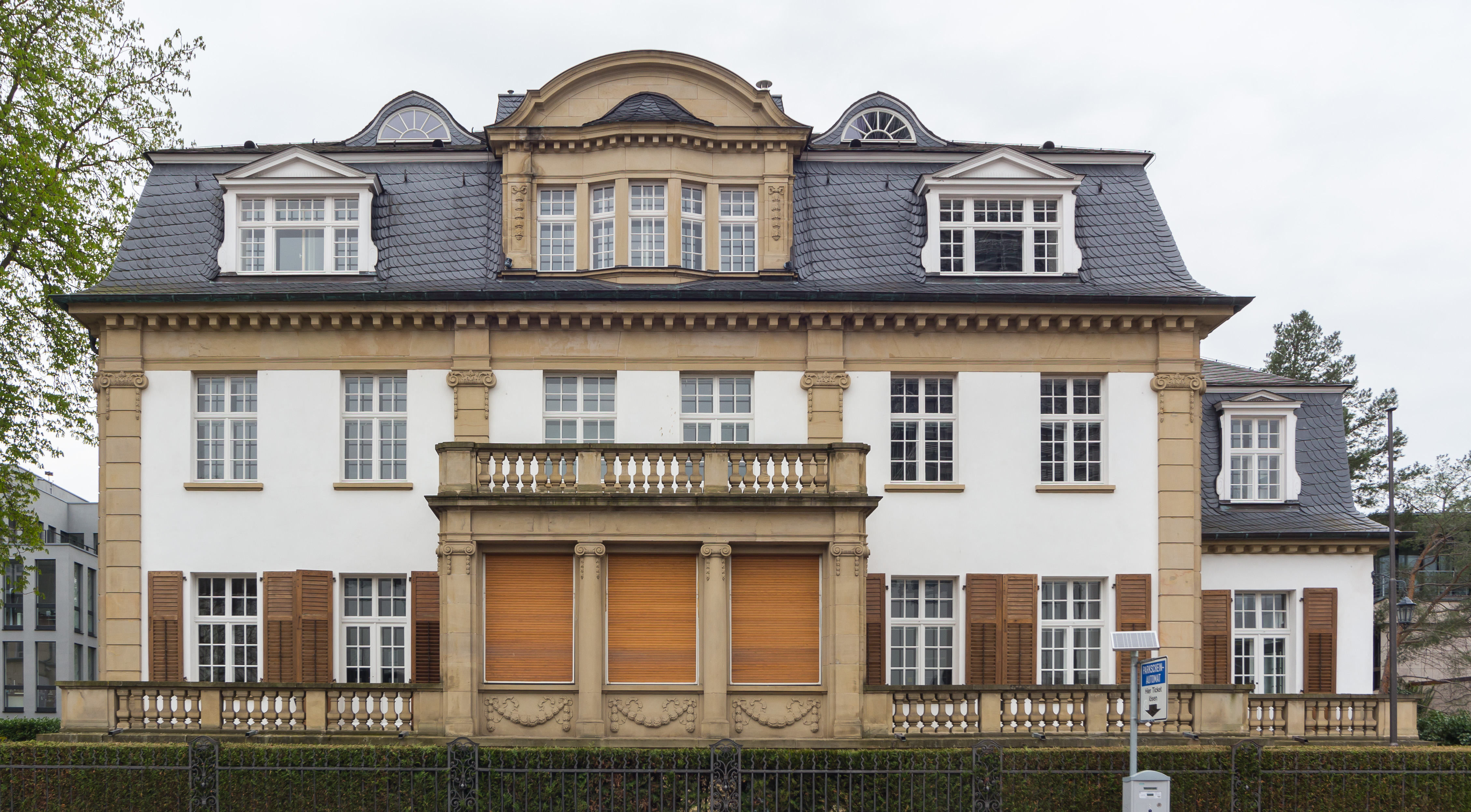 2013-04-21 Kurt-Schumacher-Straße 10, Bonn IMG 0106
