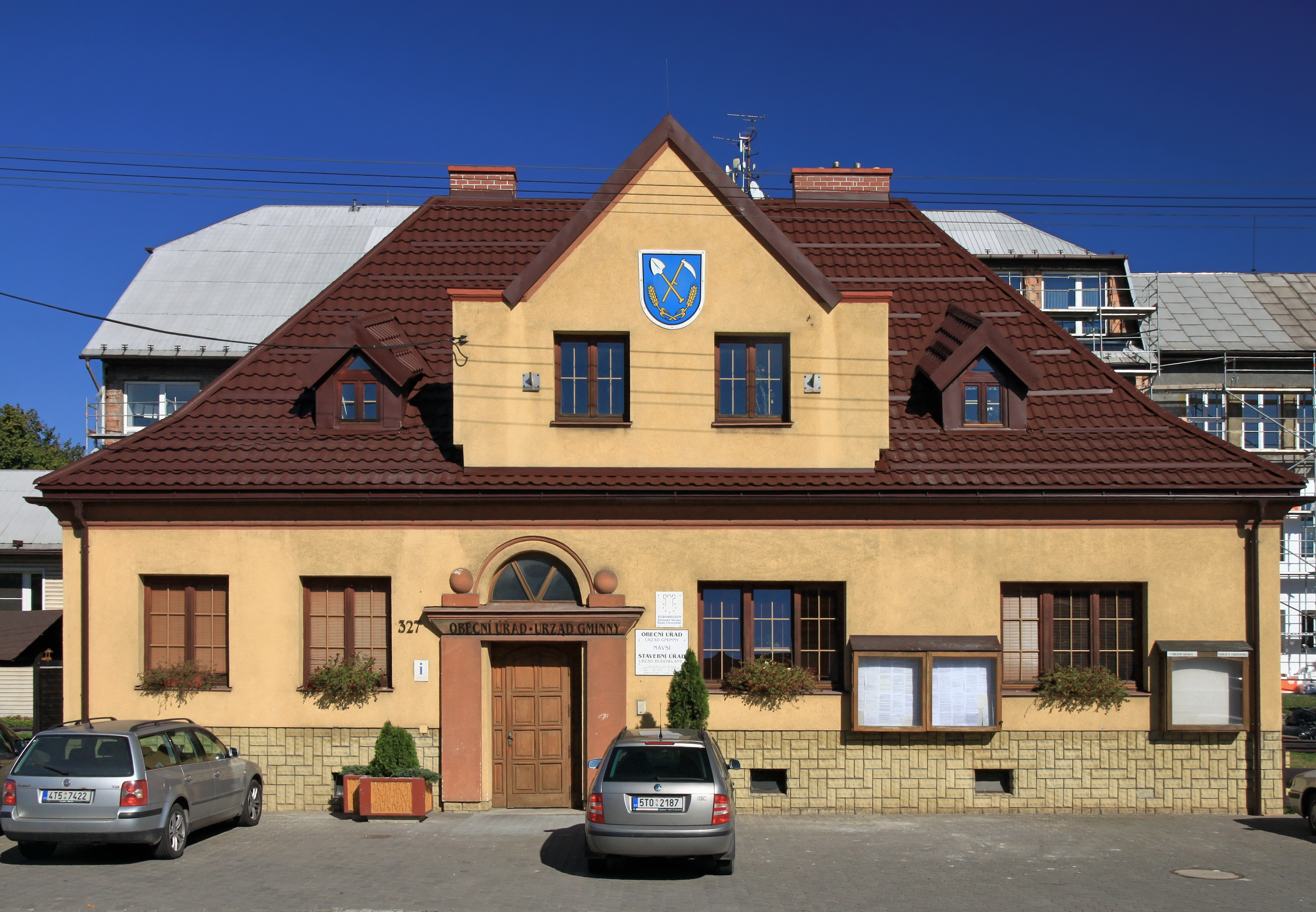 2013 Nawsie, Urząd gminy 02