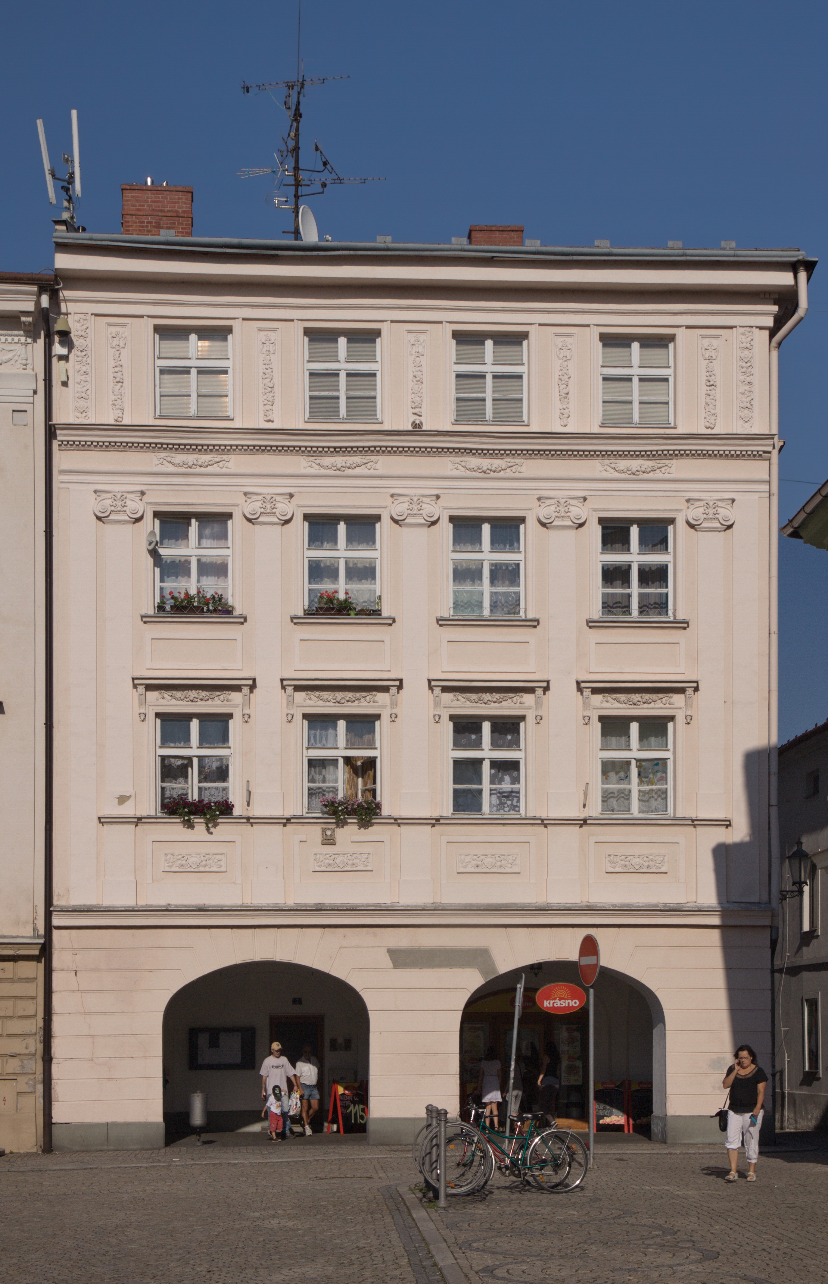 2014 Frydek-Mistek, kamienica, Náměstí Svobody 7, 02
