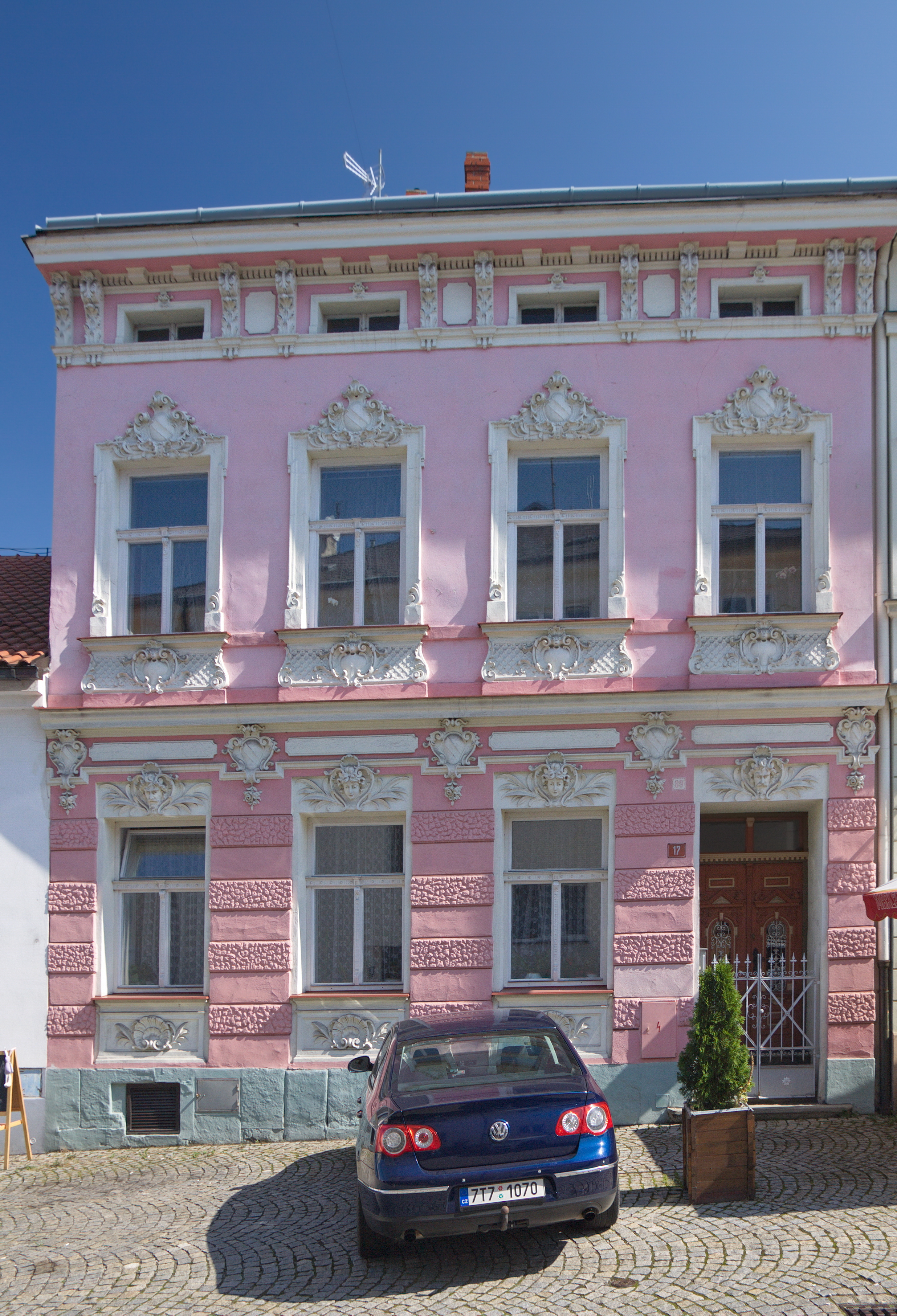 2014 Frydek-Mistek, Kamienica, ul. Farní 17, 03