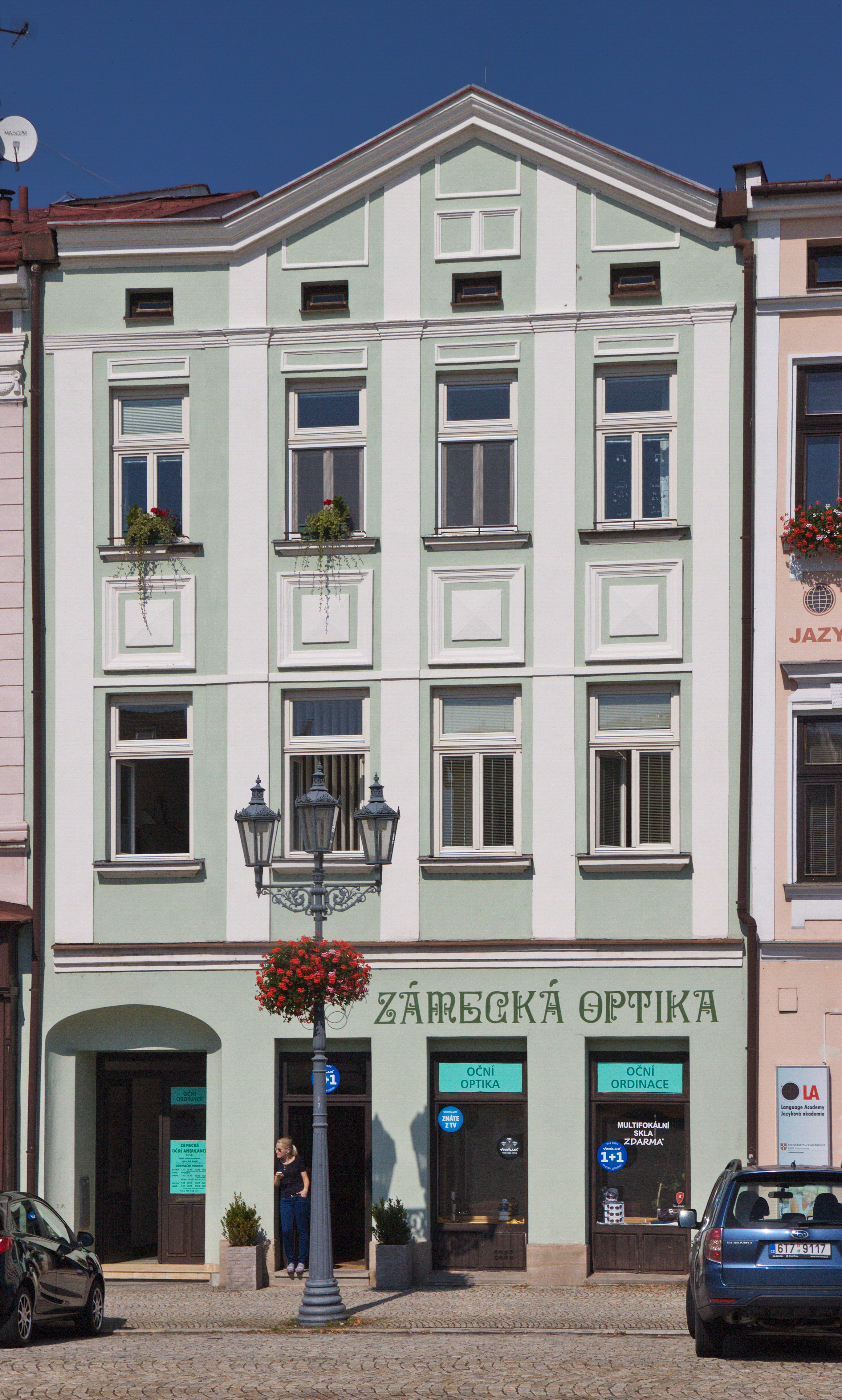 2014 Frydek-Mistek, Kamienica, Zámecké náměstí 48, 02