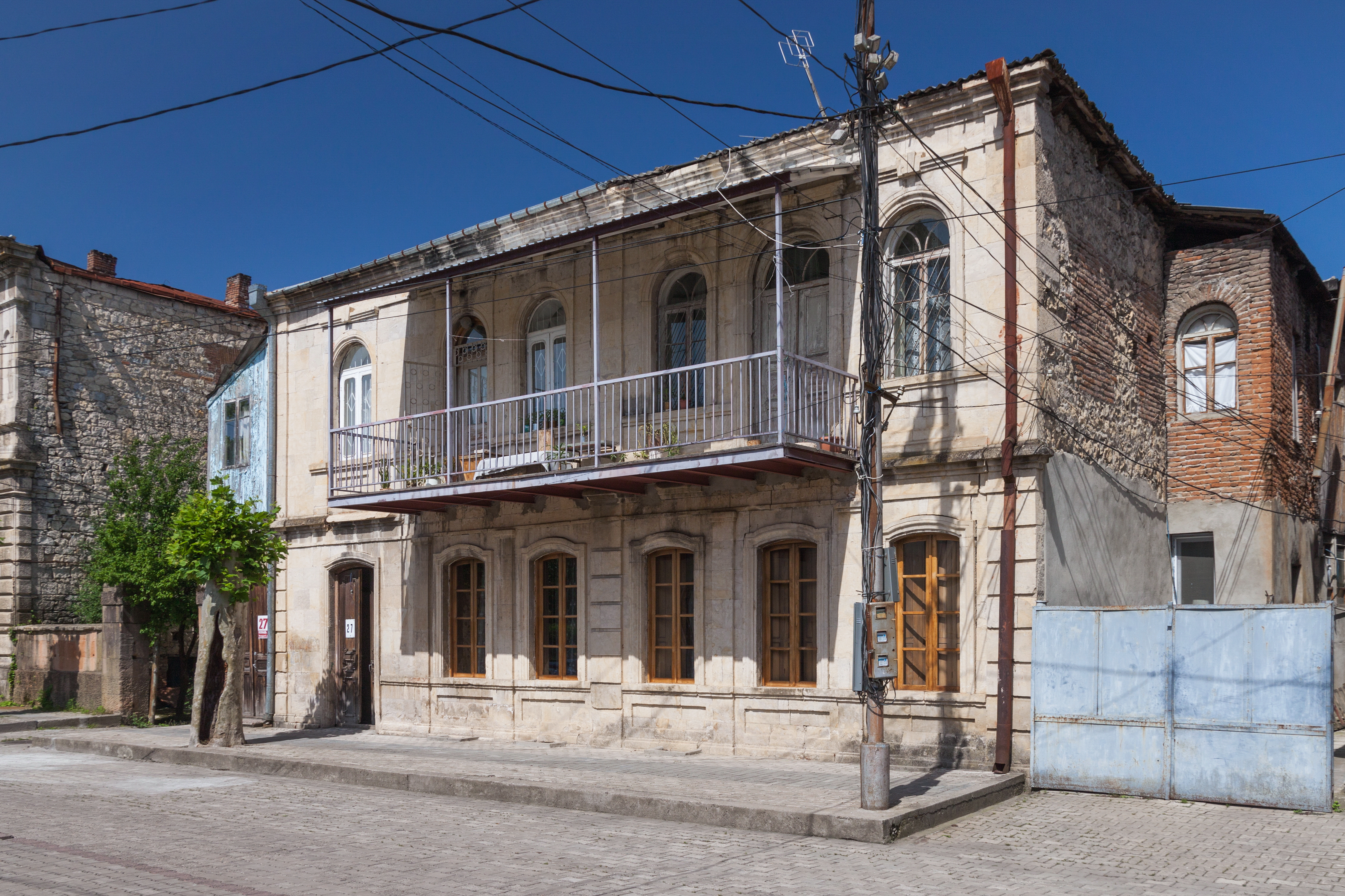 2014 Kutaisi, Stary dom, ulica Newport 27