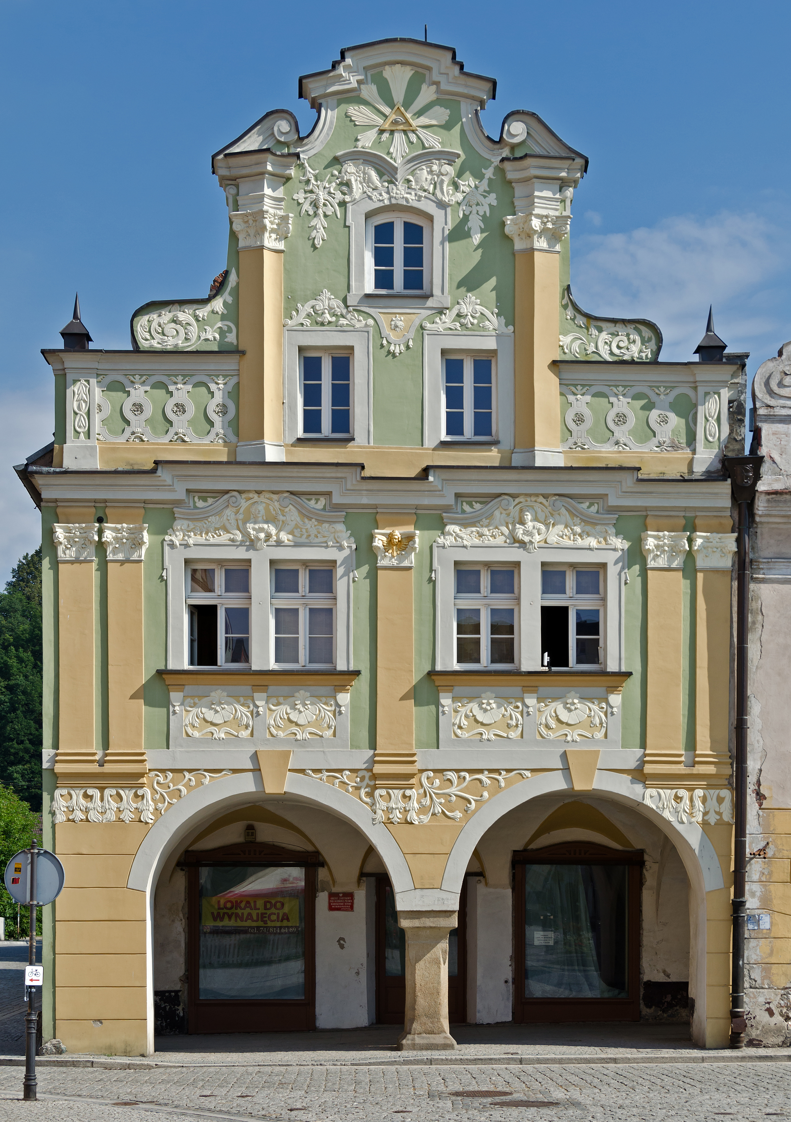 2014 Lądek-Zdrój, Rynek 7 01