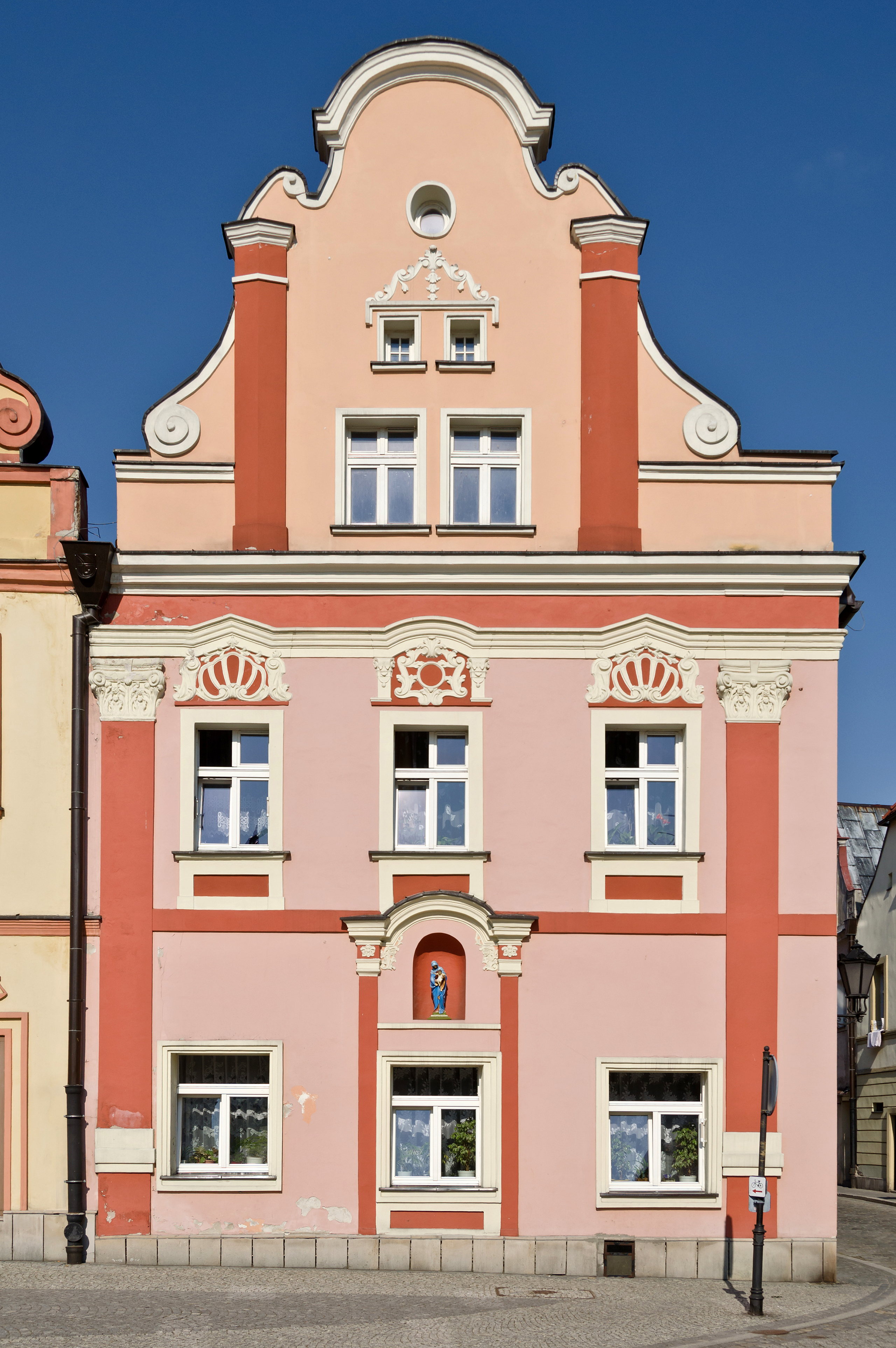 2014 Lądek Zdrój, Rynek 6 00