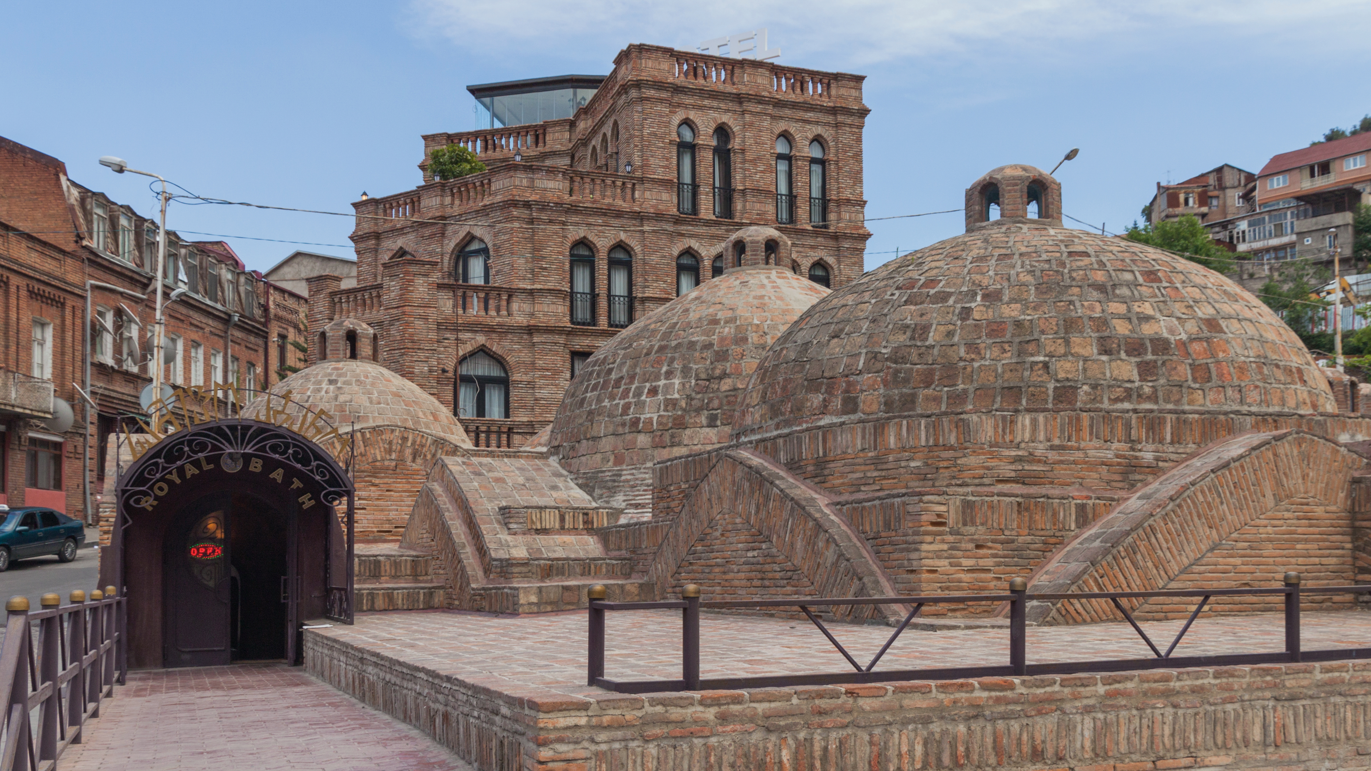 2014 Tbilisi, Łaźnie siarkowe w Abanotubani (10)