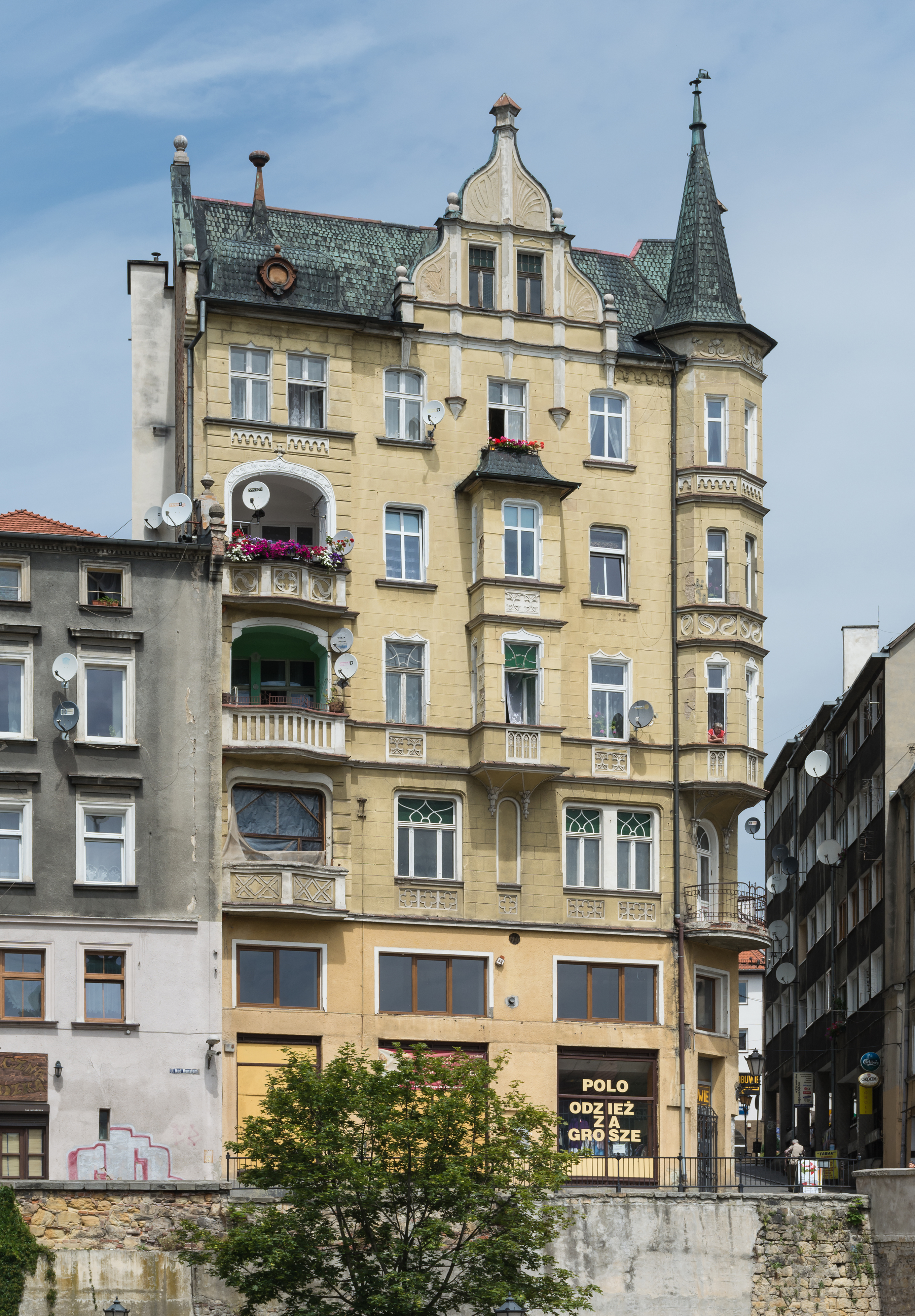 2015 Kłodzko, ul. Wita Stwosza 4 02